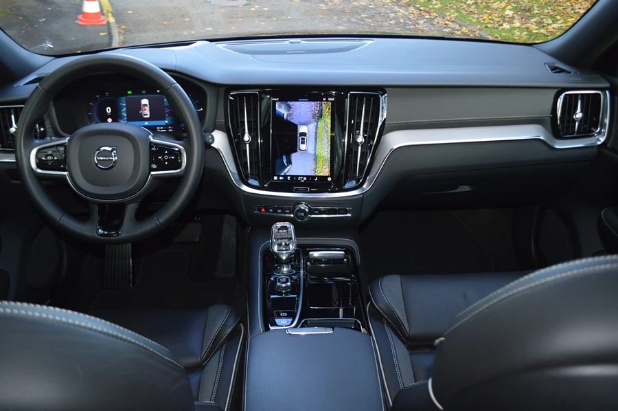 VOLVO V60 T8 eAWD Plug in Hybrid Polestar Geartronic I HEICO-image-9