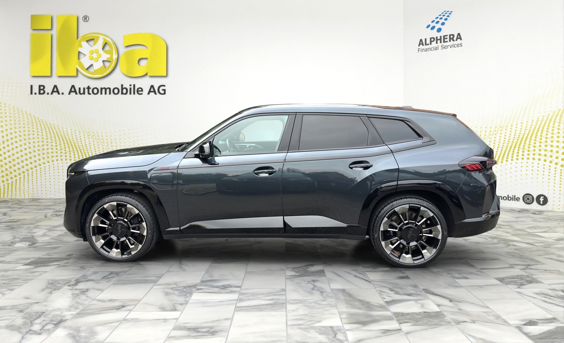 BMW XM xDrive PHEV Label INDIVIDUAL (CH) AHK-showroom-element-1