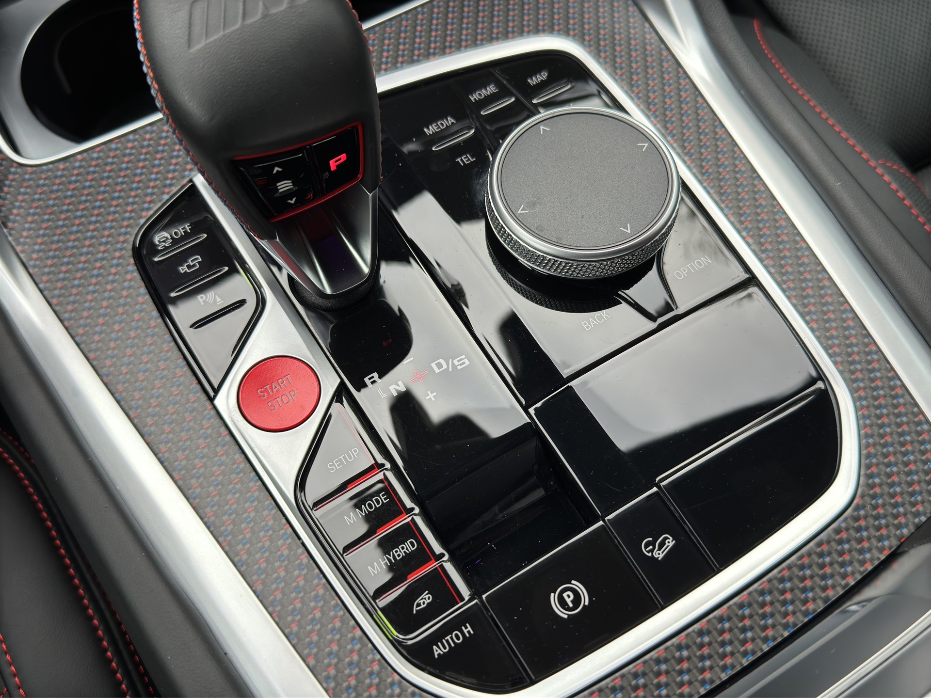 BMW XM xDrive PHEV Label INDIVIDUAL (CH) AHK-image-23