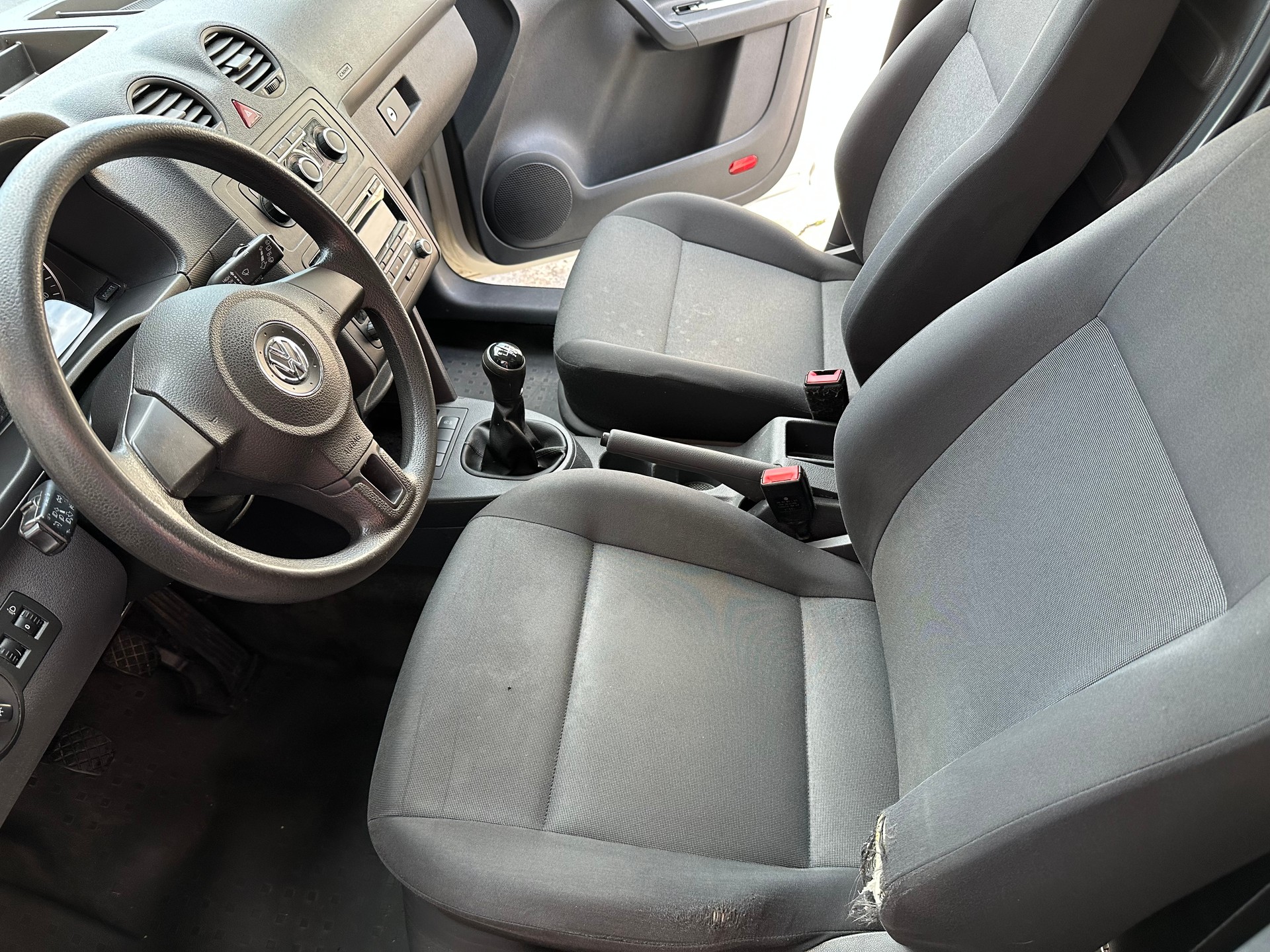 VW MAXI-image-10