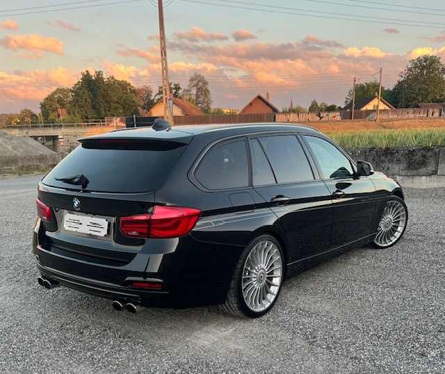 BMW-ALPINA 3.0 S Biturbo 4x4-image-2