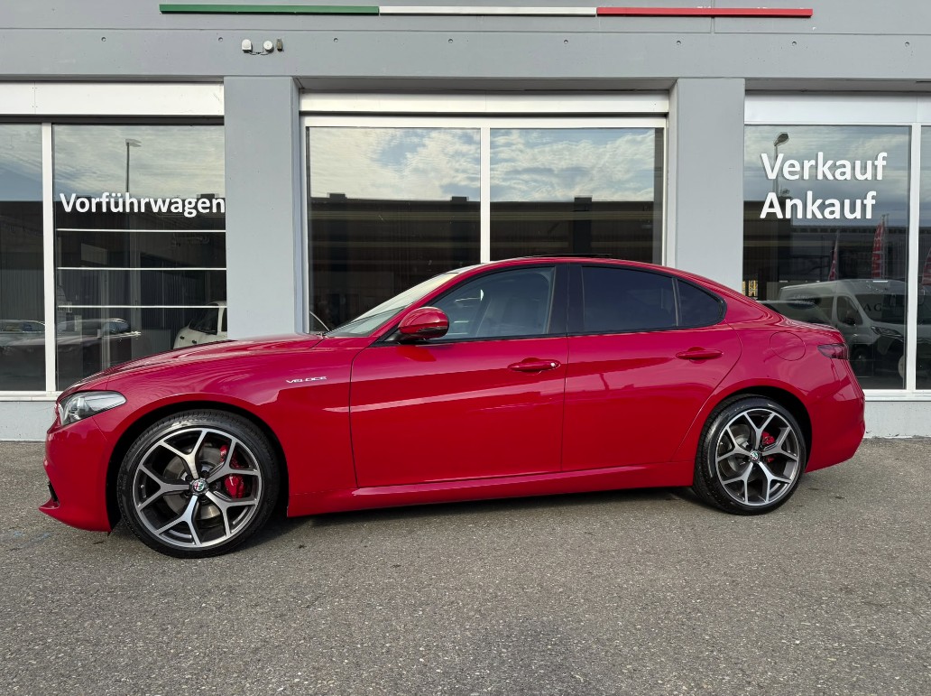 ALFA ROMEO Giulia 2.0 Veloce 280PS Q4 Sky-image-4