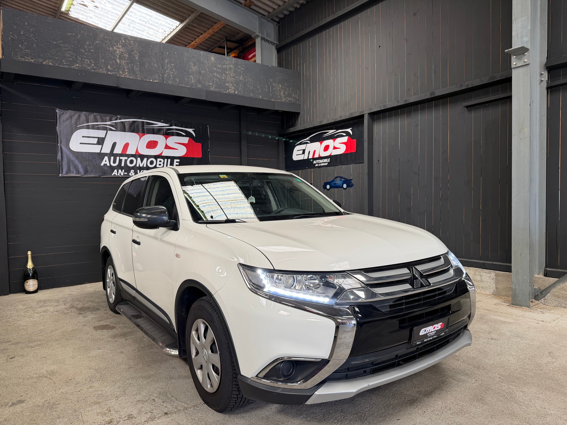 MITSUBISHI Outlander 2.0 Pure 2WD