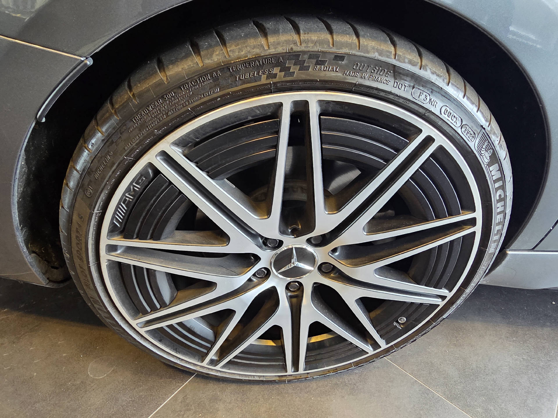 MERCEDES-BENZ C 43 AMG 4matic-image-22
