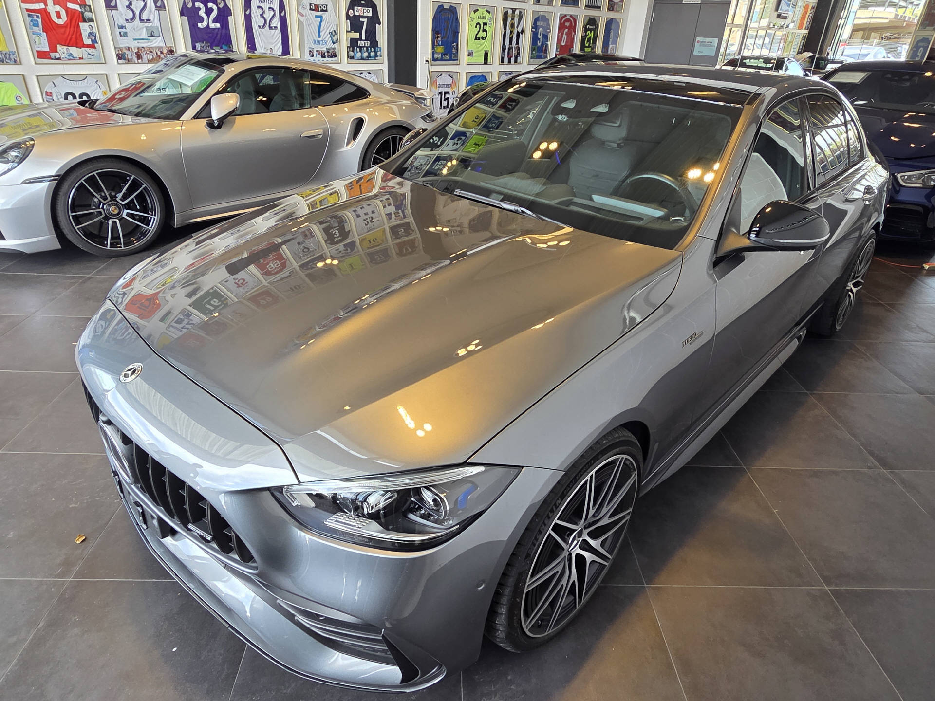 MERCEDES-BENZ C 43 AMG 4matic-showroom-element-2