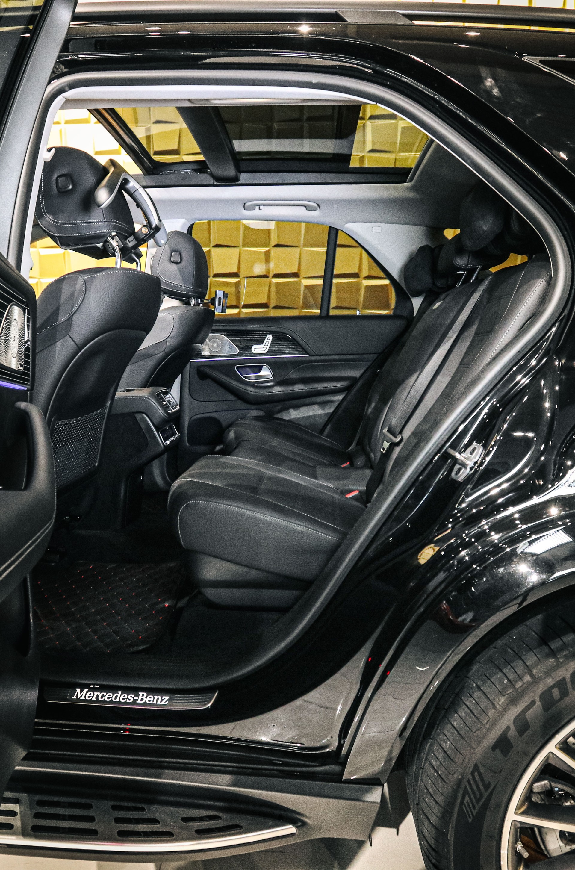 MERCEDES-BENZ GLE 450 d 4Matic 9G-Tronic-image-12