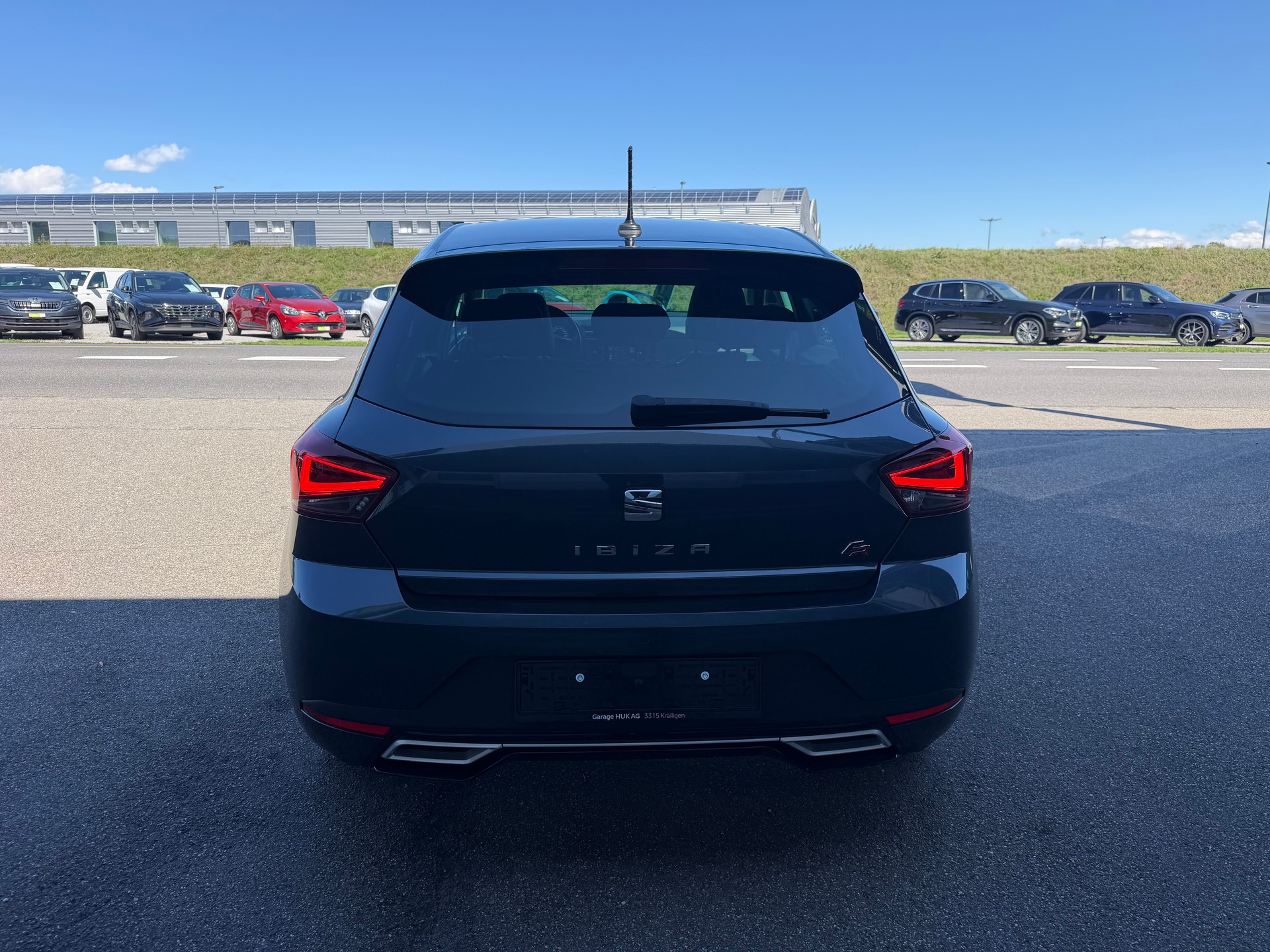 SEAT Ibiza 1.0 EcoTSI DSG Swiss FR-showroom-element-3