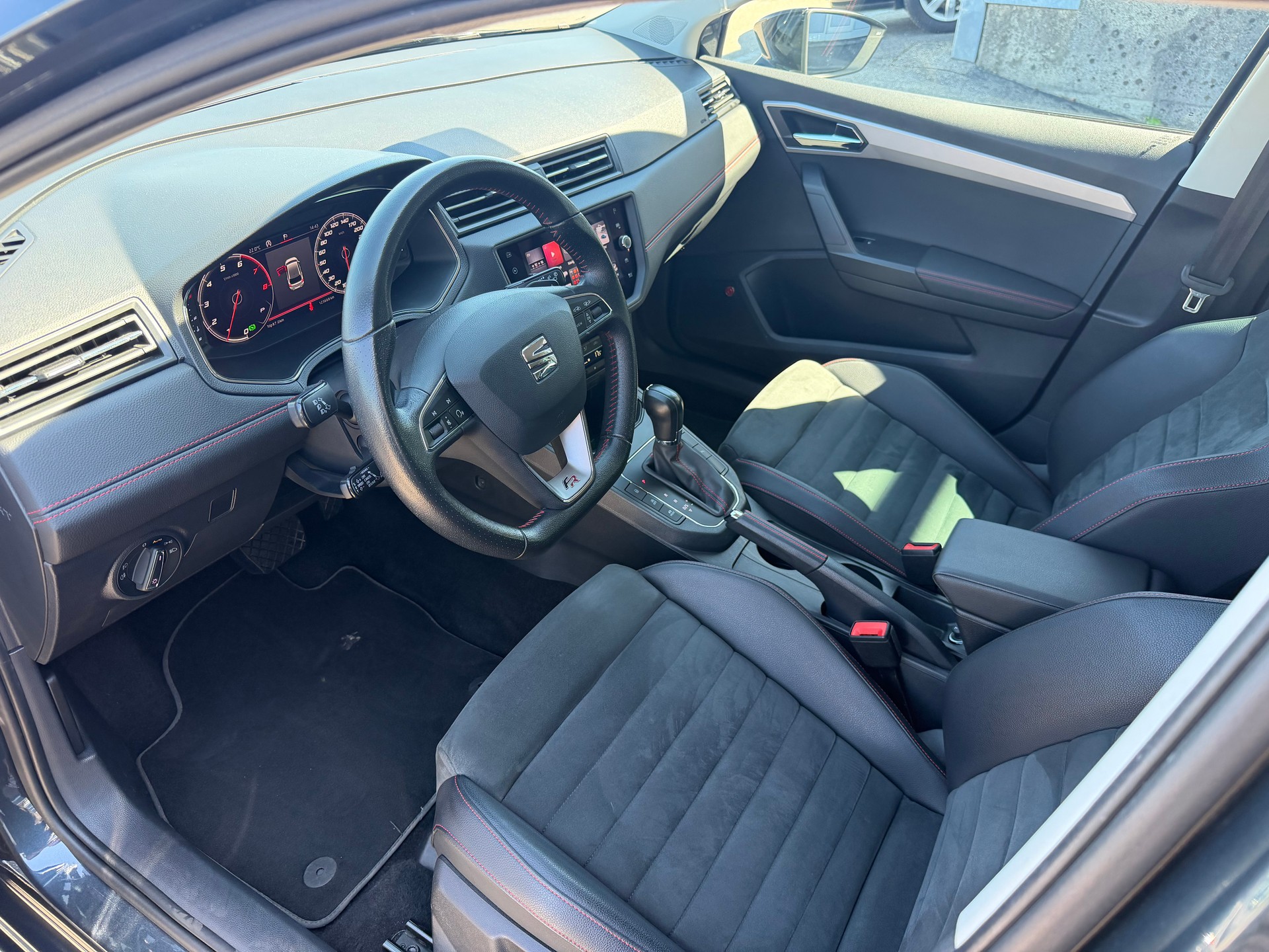 SEAT Ibiza 1.0 EcoTSI DSG Swiss FR-image-5