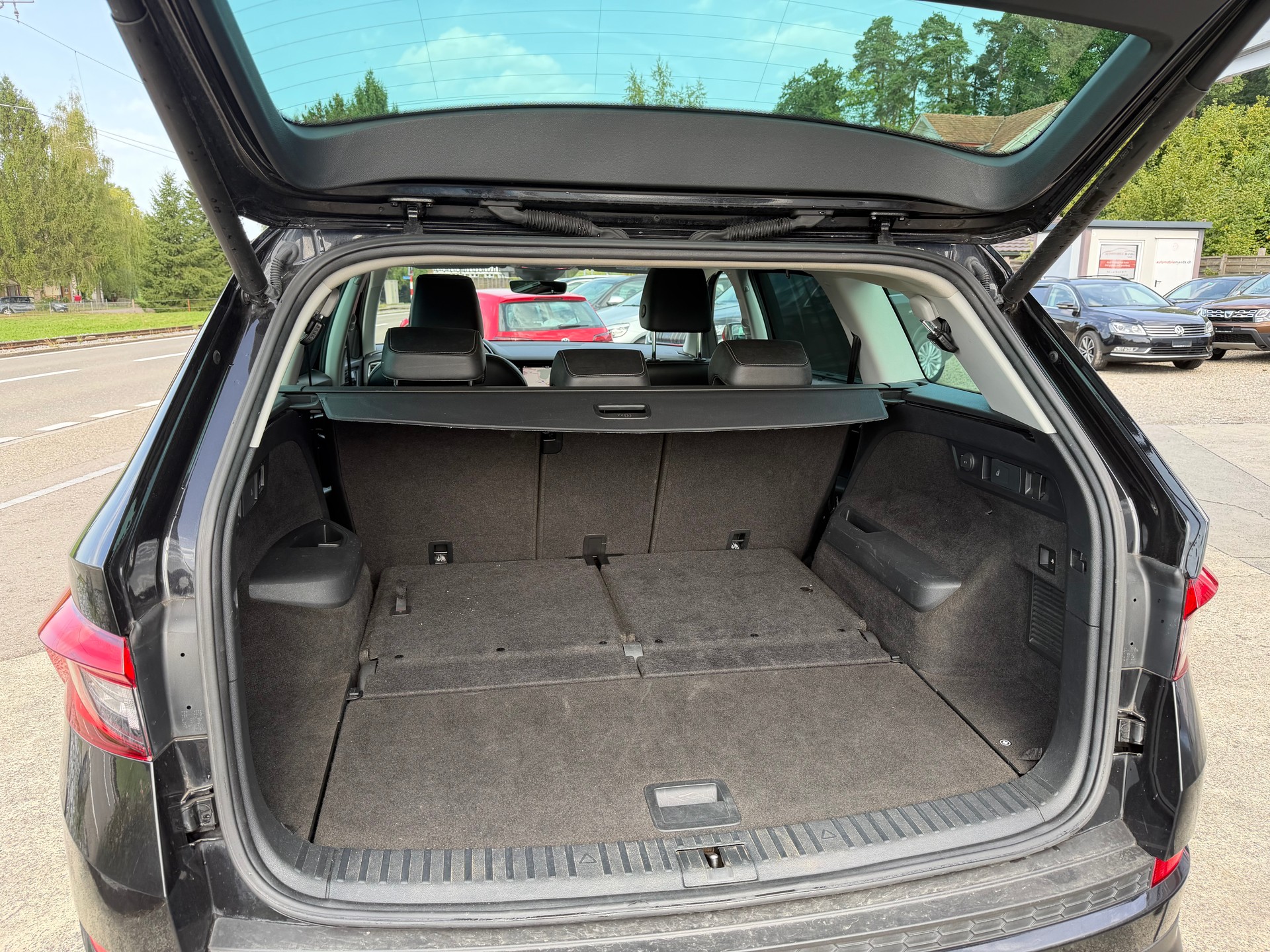 SKODA Kodiaq 2.0 TDI CR Style 4x4 DSG-image-15