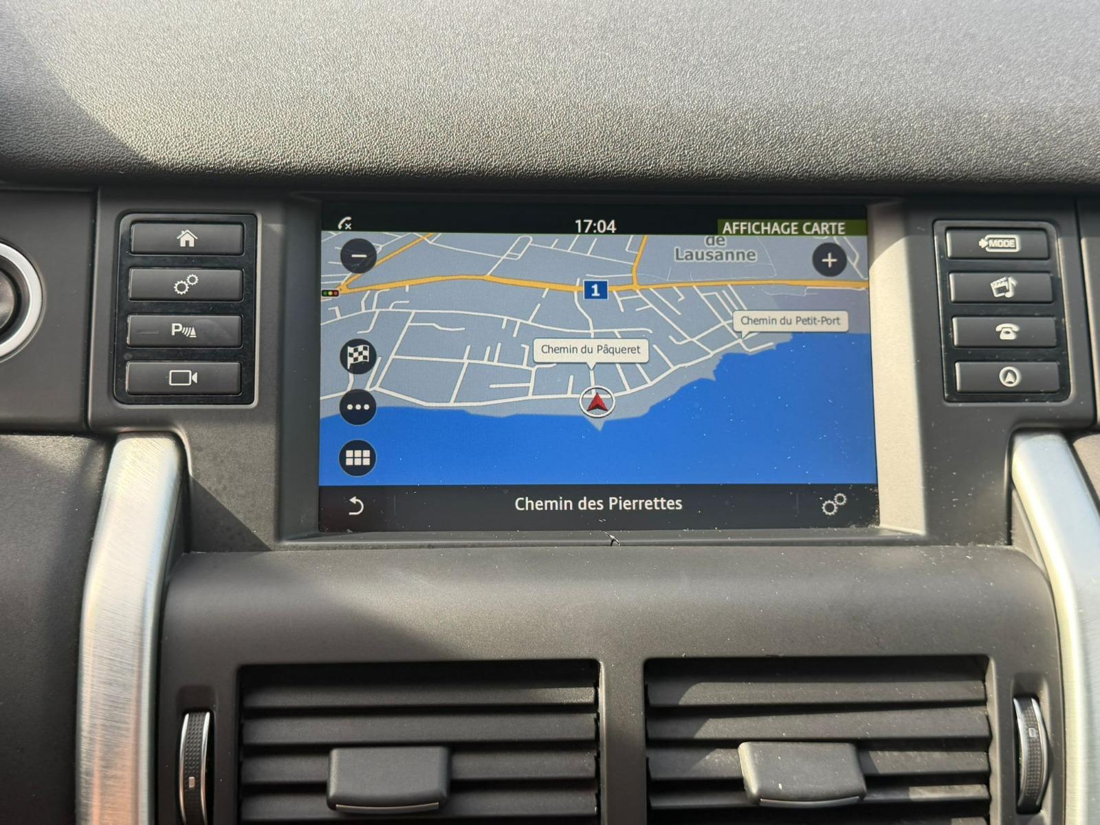 LAND ROVER Discovery Sport 2.0 TD4 HSE AT9-image-26