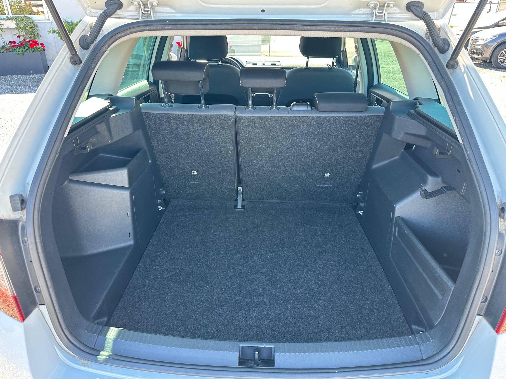 SKODA Fabia Combi 1.0 TSI Ambition-image-5