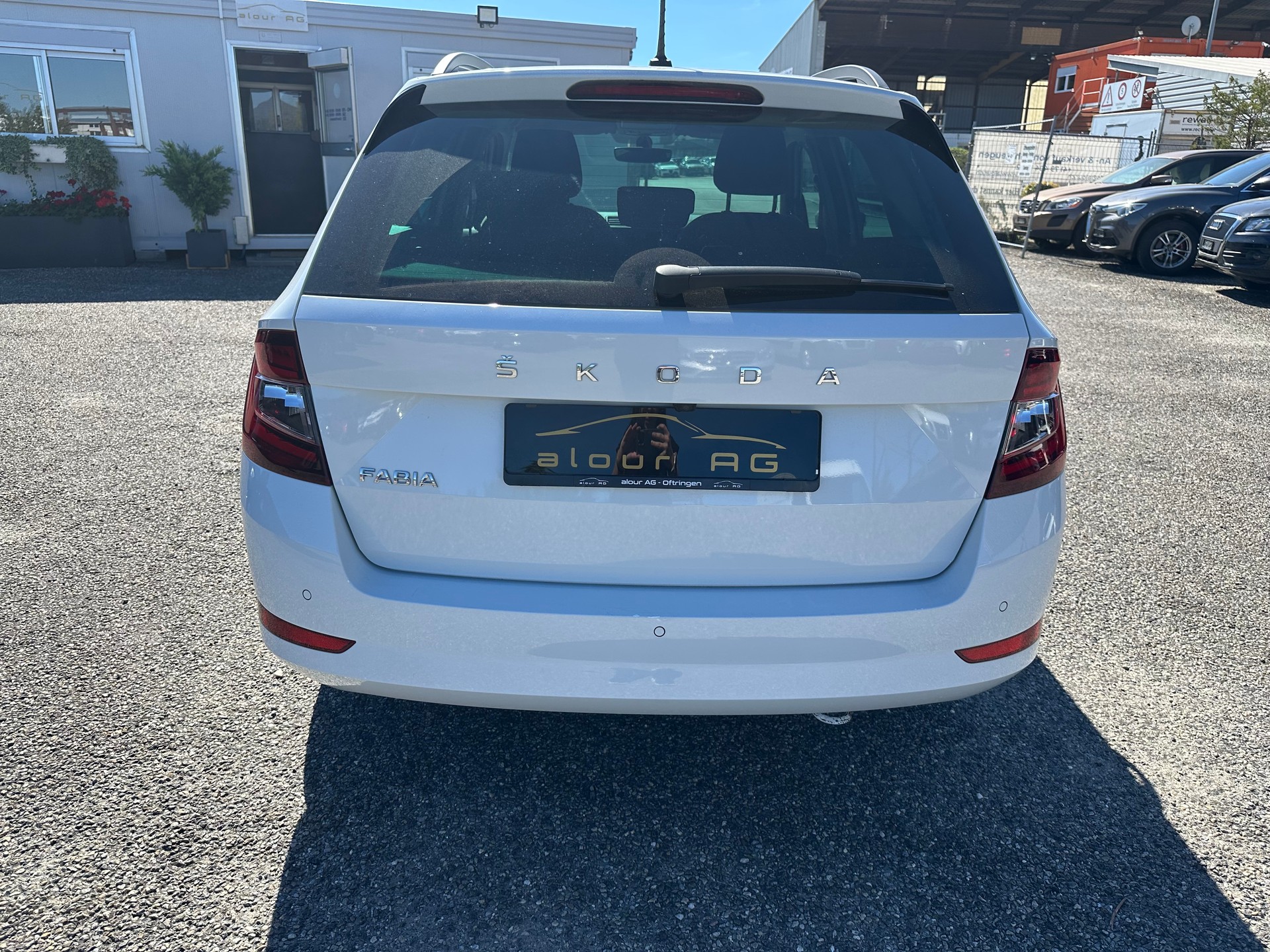 SKODA Fabia Combi 1.0 TSI Ambition-image-4