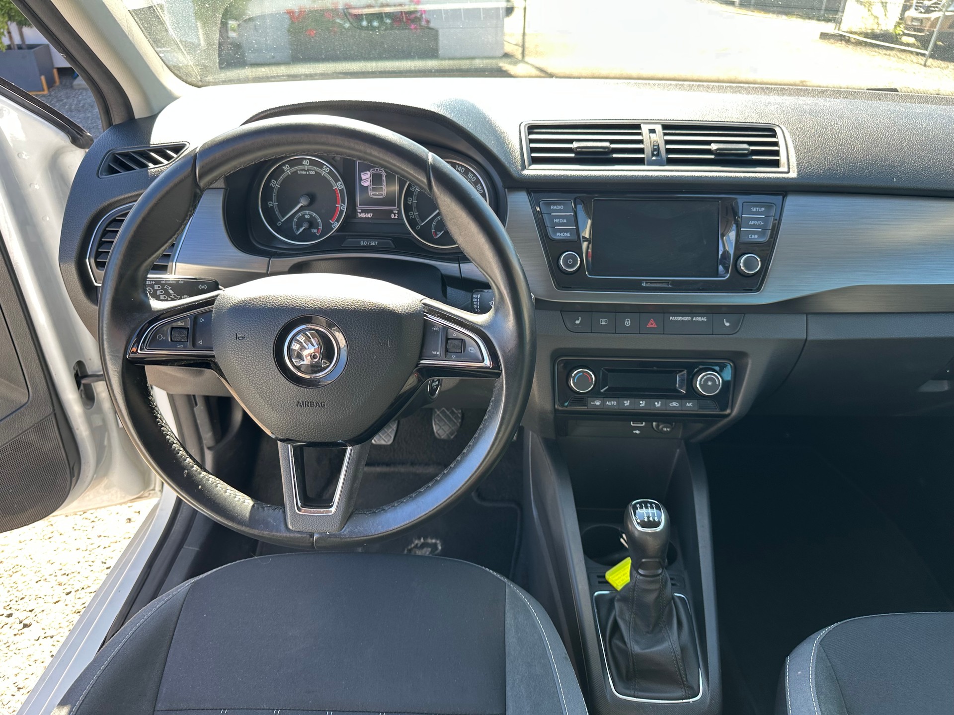 SKODA Fabia Combi 1.0 TSI Ambition-image-10