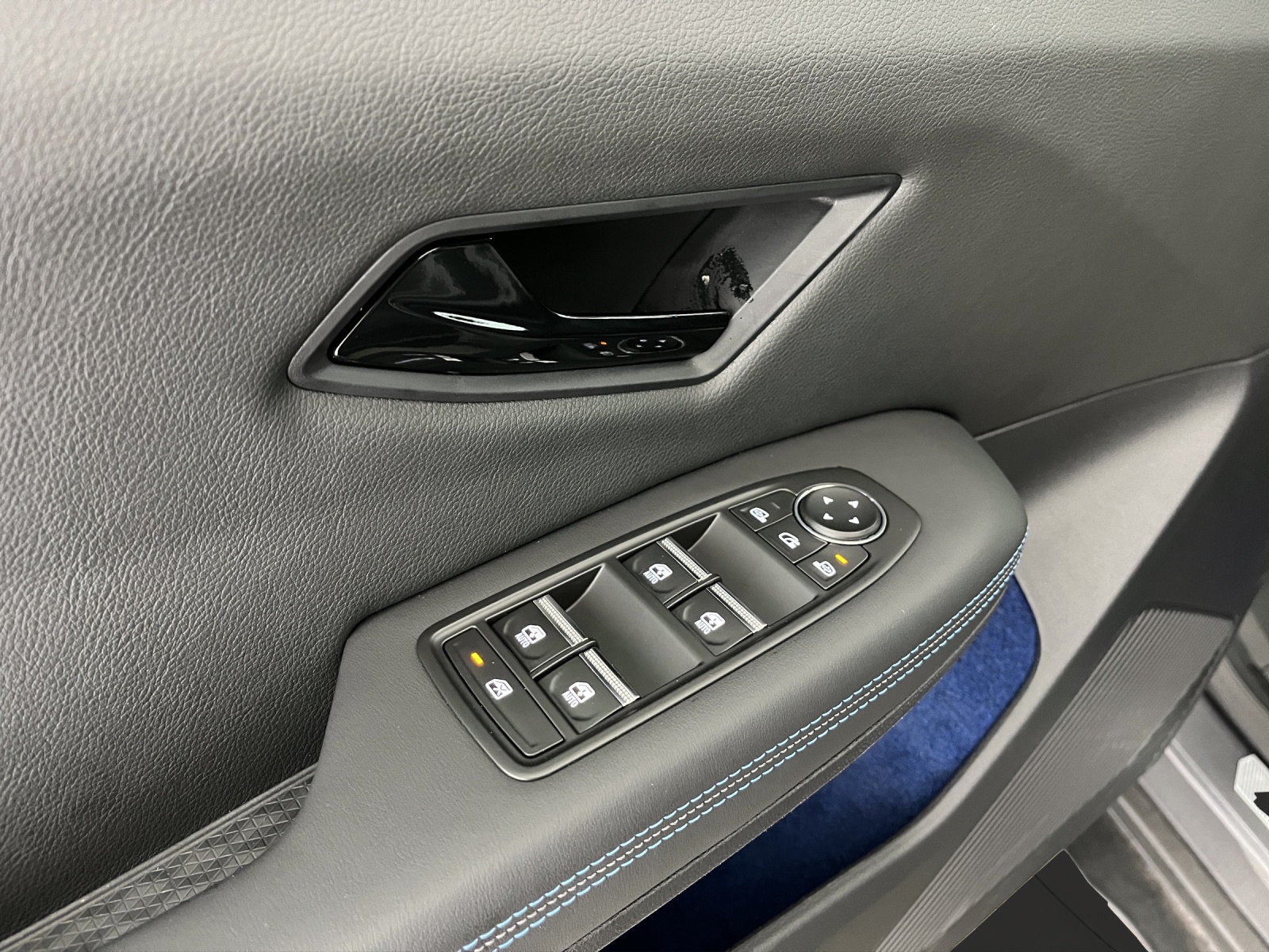 RENAULT Scénic E-Tech esprit Alpine-image-12