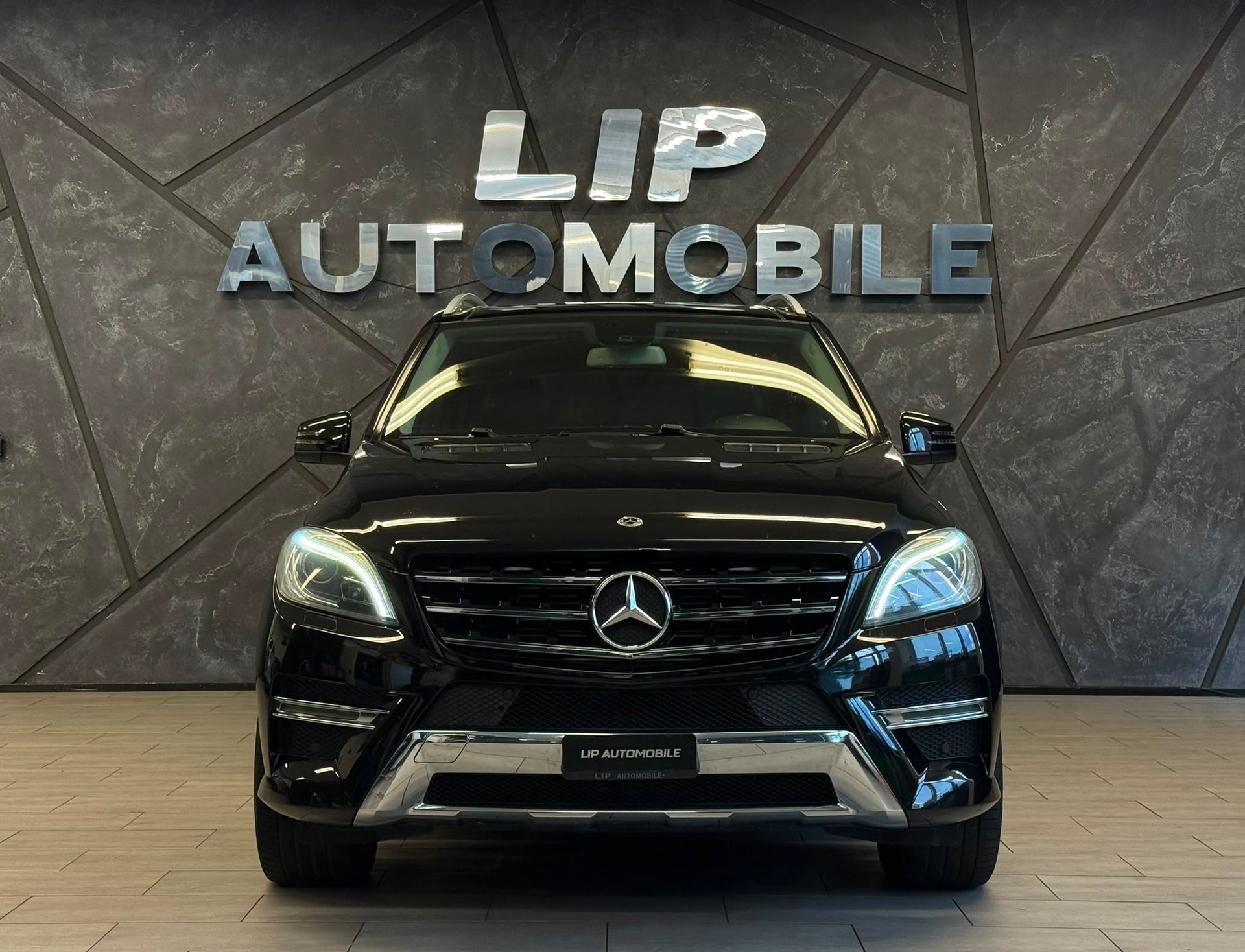 MERCEDES-BENZ ML 350 BlueTEC 4Matic 7G-Tronic-showroom-element-1