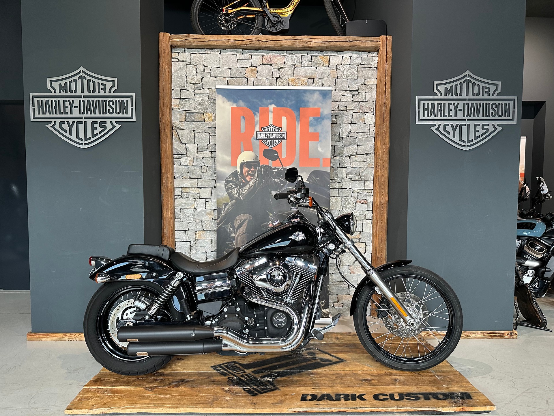 HARLEY-DAVIDSON FXDWG Dyna Wide Glide 103 ABS-image-0
