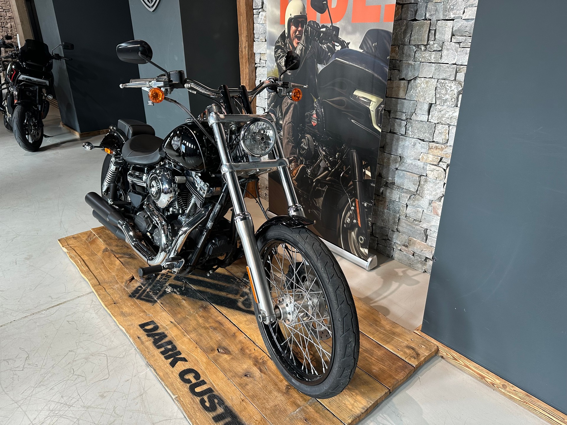 HARLEY-DAVIDSON FXDWG Dyna Wide Glide 103 ABS-image-1