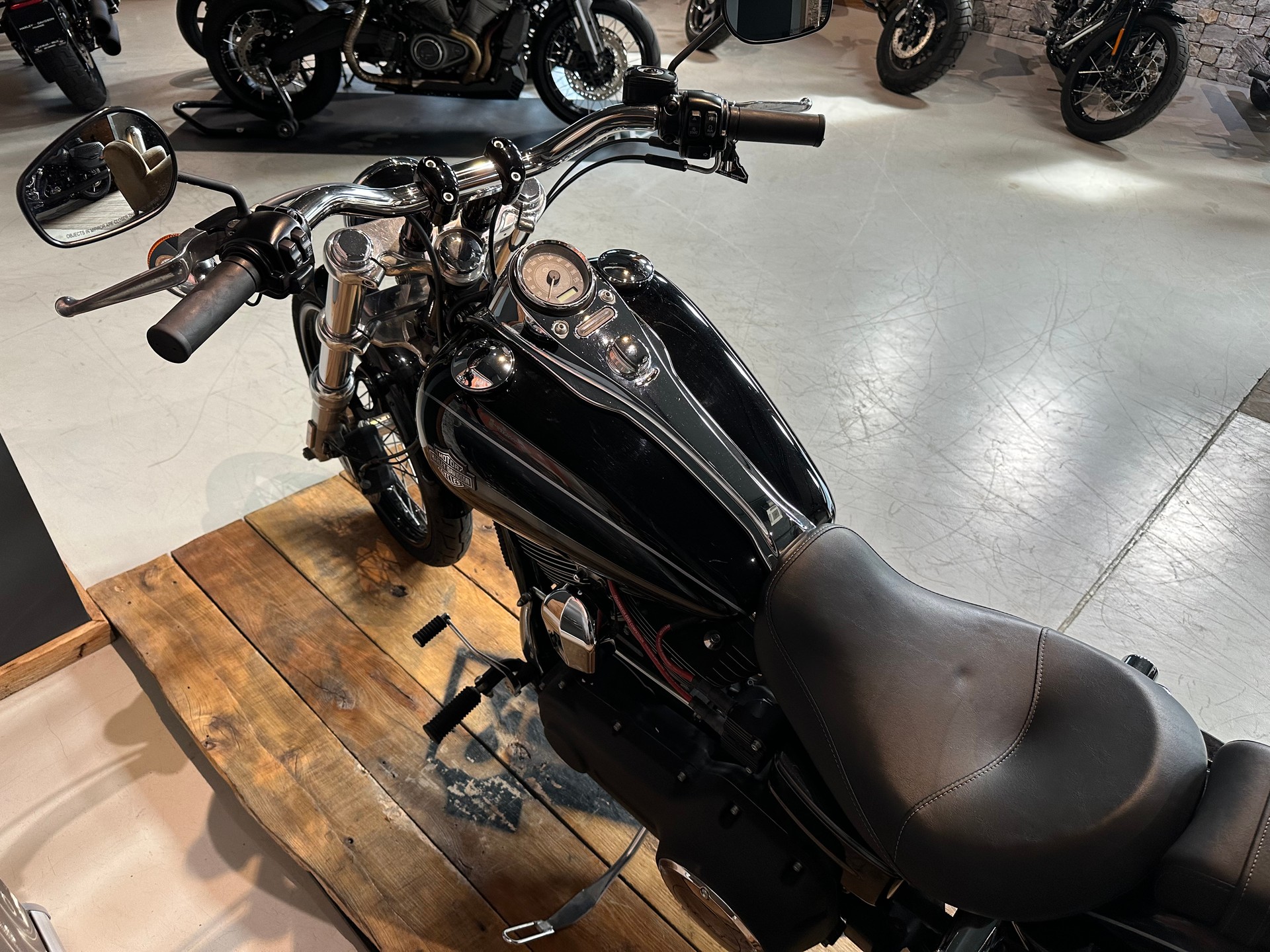 HARLEY-DAVIDSON FXDWG Dyna Wide Glide 103 ABS-image-11