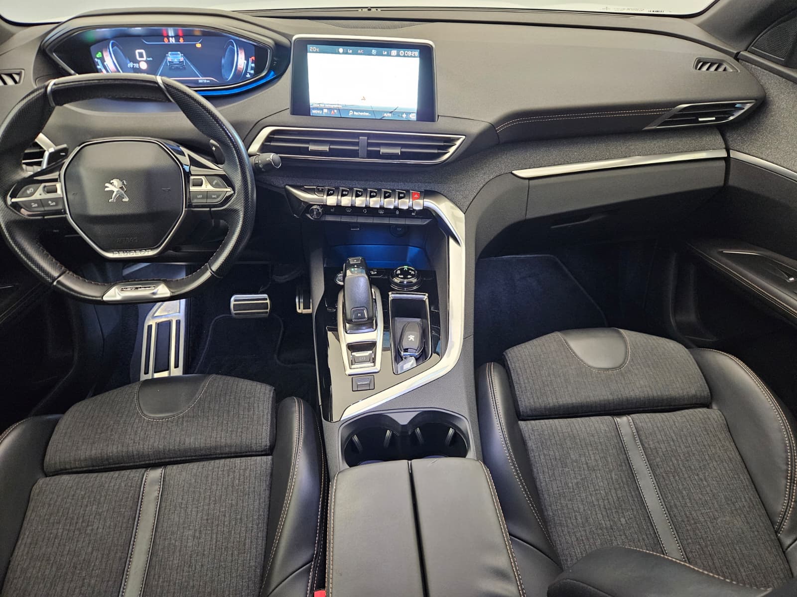 PEUGEOT 3008 1.5 BlueHDi GT Line EAT-image-9