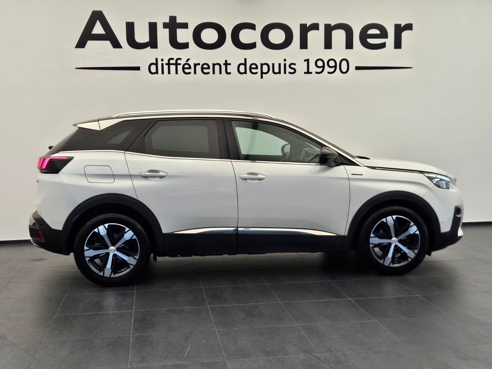 PEUGEOT 3008 1.5 BlueHDi GT Line EAT-image-5