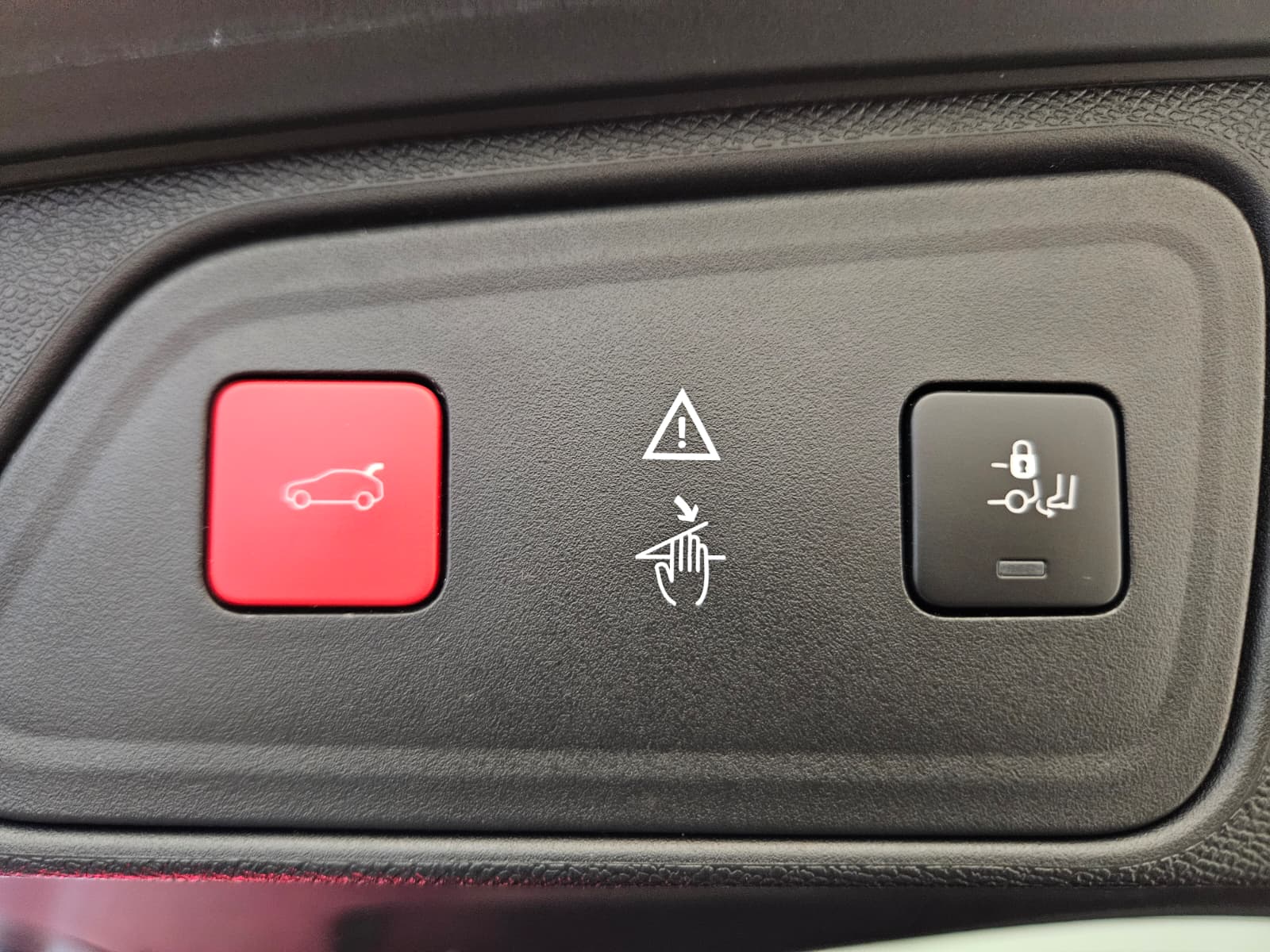 PEUGEOT 3008 1.5 BlueHDi GT Line EAT-image-15