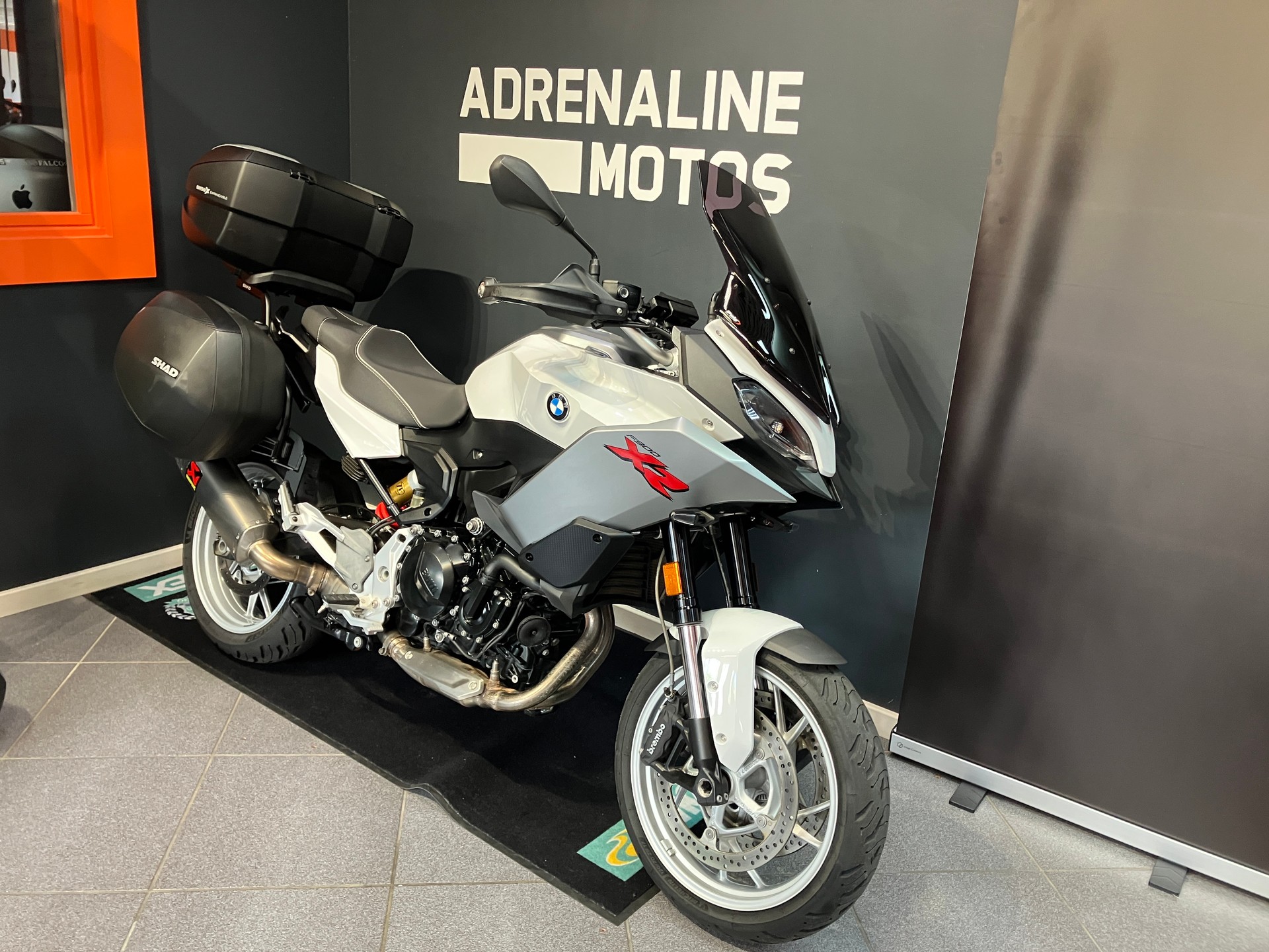 BMW F 900 XR ABS-image-1
