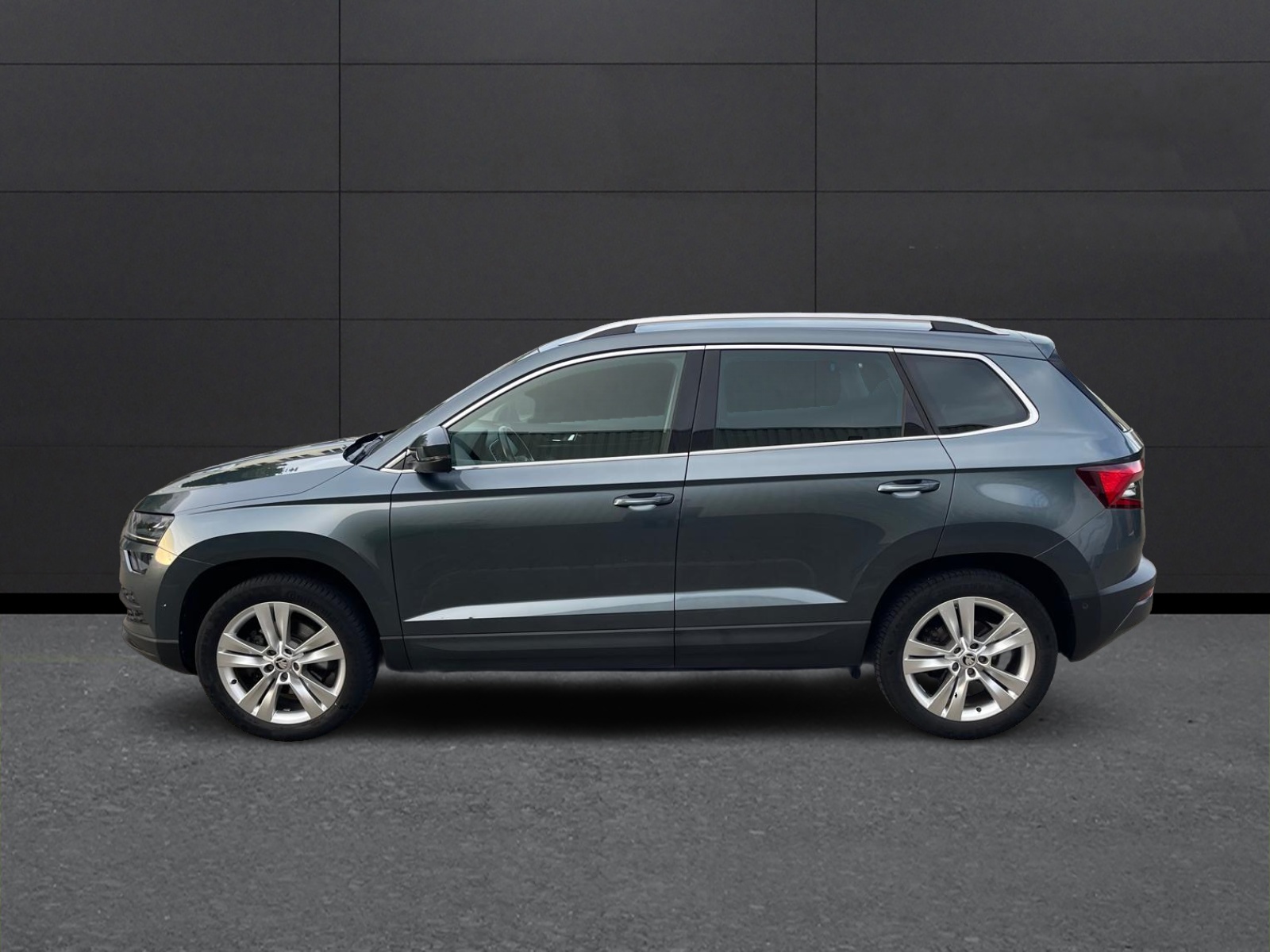 SKODA Karoq 2.0 TDI CR Style 4x4 DSG-showroom-element-3