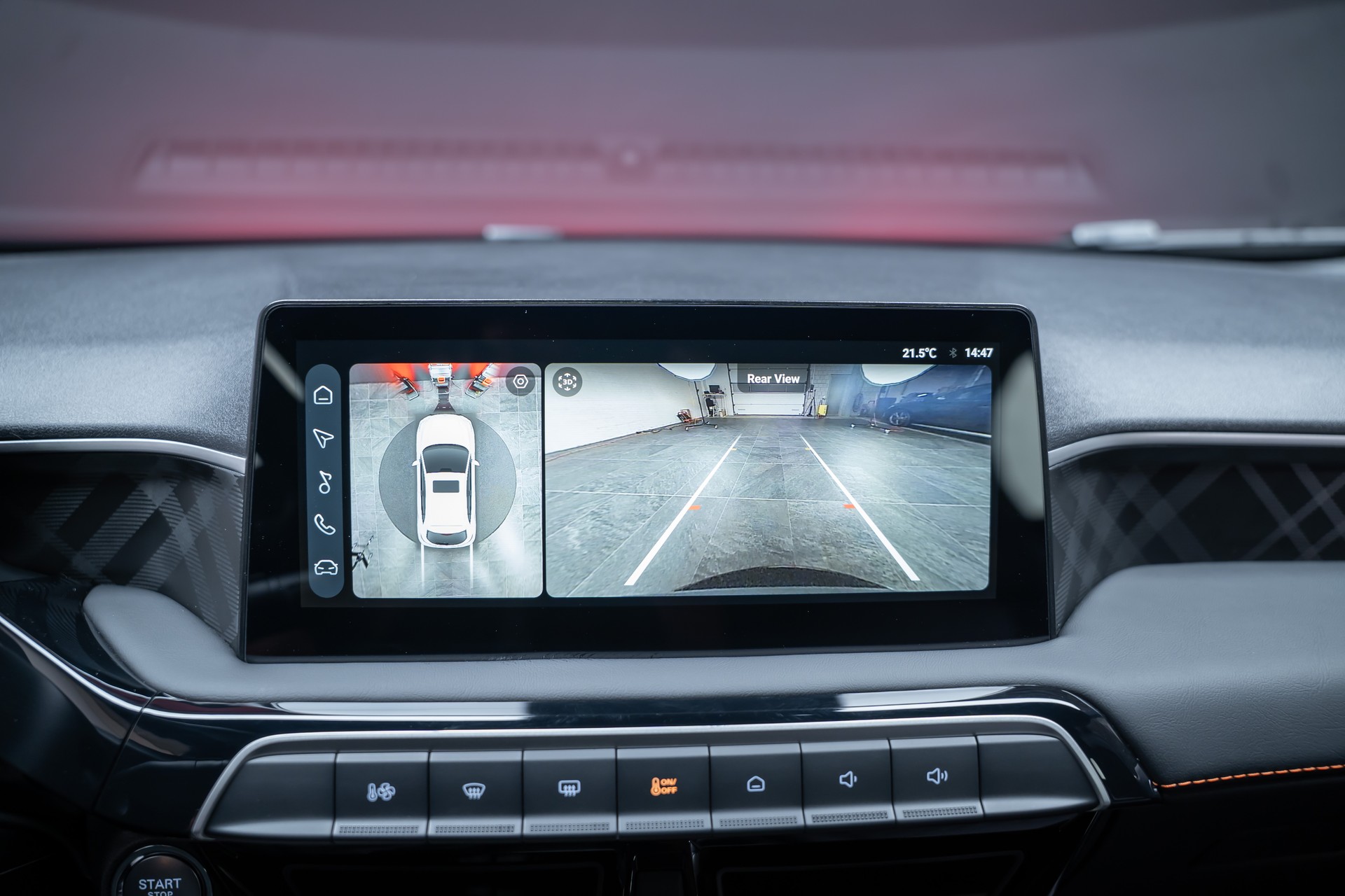 MG 3 1.5 Hybrid Luxury / 360°Kamera / Sitzheizung / Teilleder-image-26