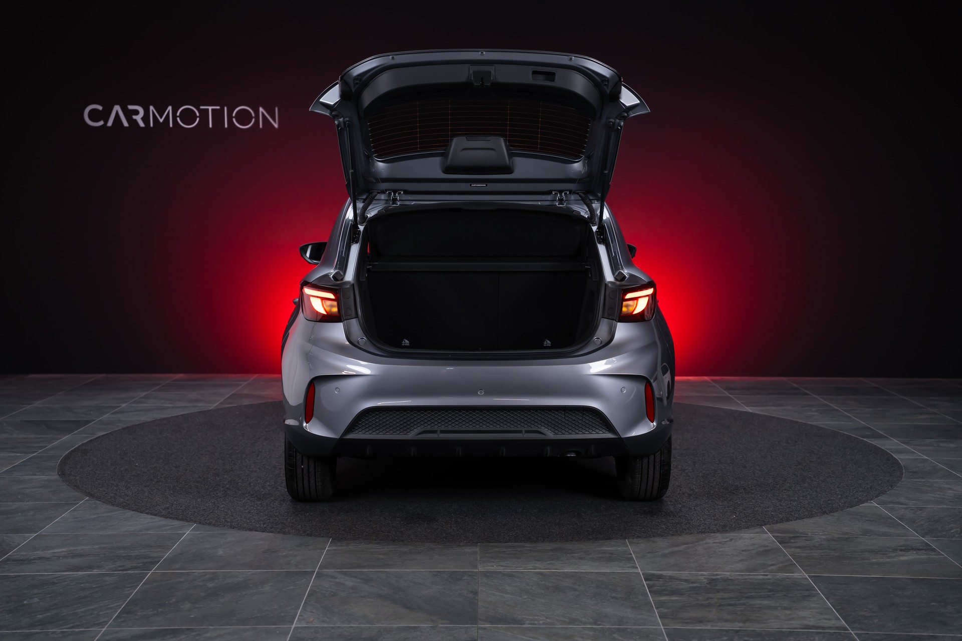 MG 3 1.5 Hybrid Luxury / 360°Kamera / Sitzheizung / Teilleder-image-6