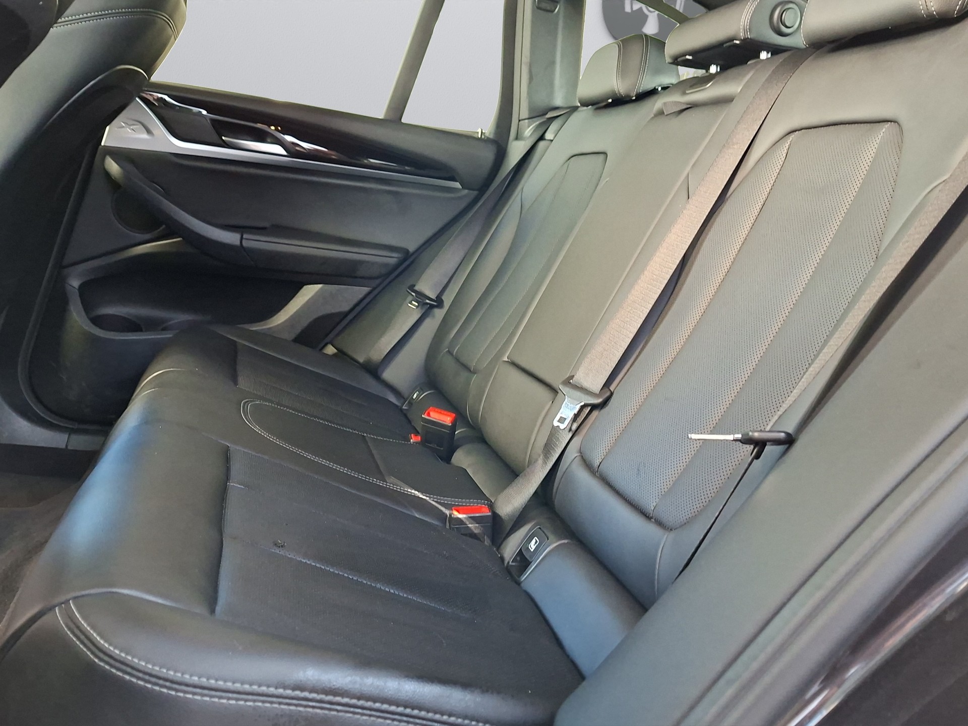 BMW X3 xDrive 30e M Sport-image-11