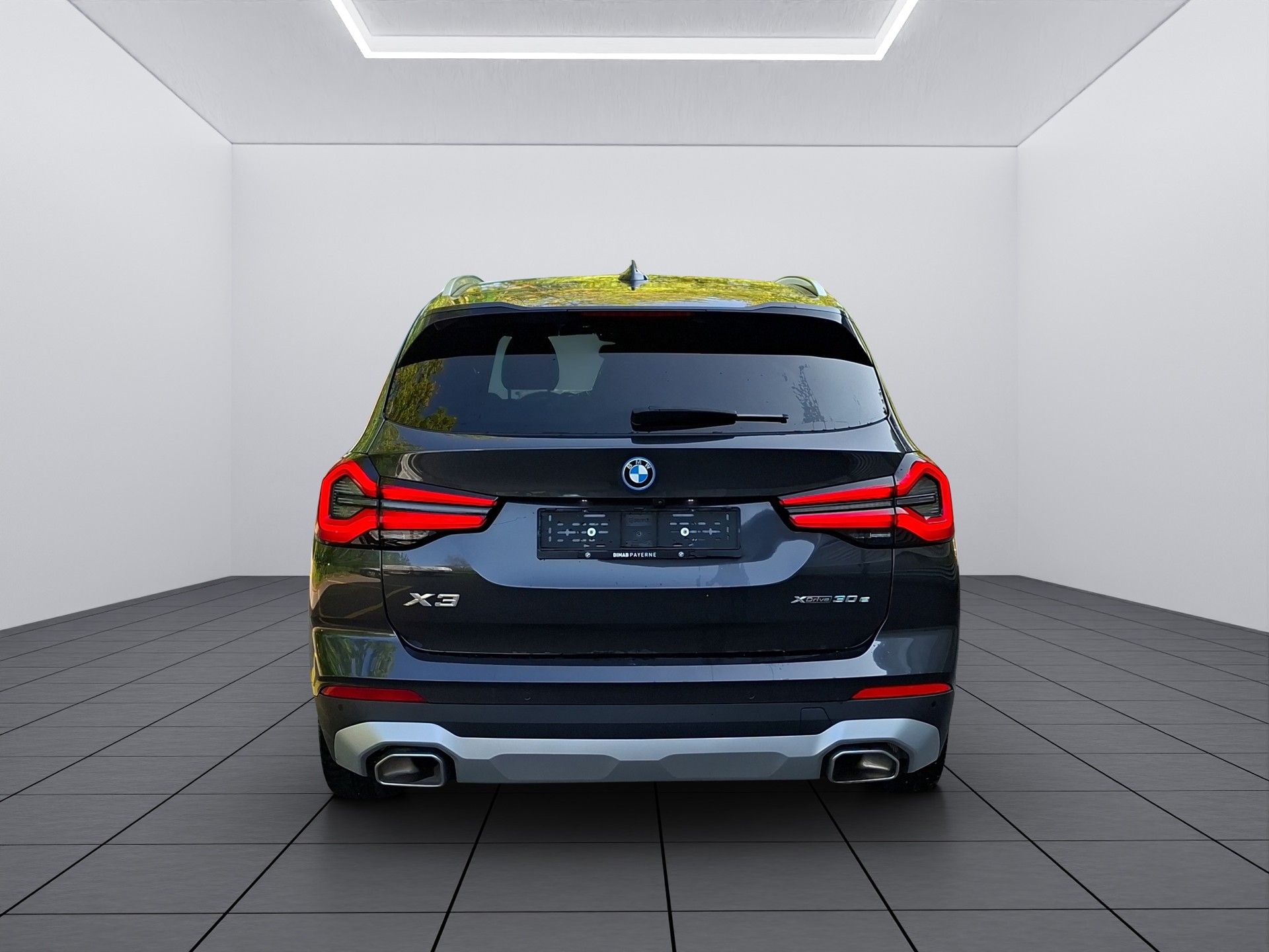BMW X3 xDrive 30e M Sport-showroom-element-3