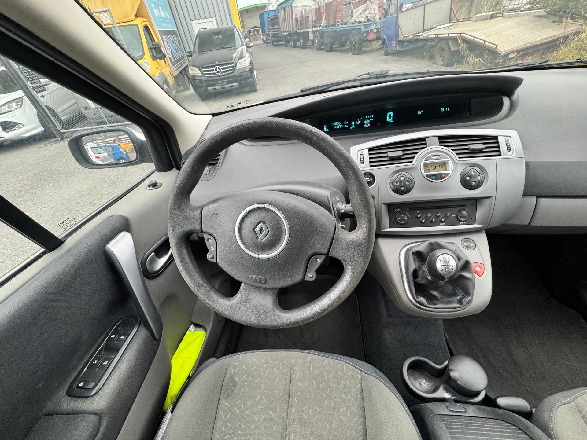 RENAULT mégane Scénic II-image-7