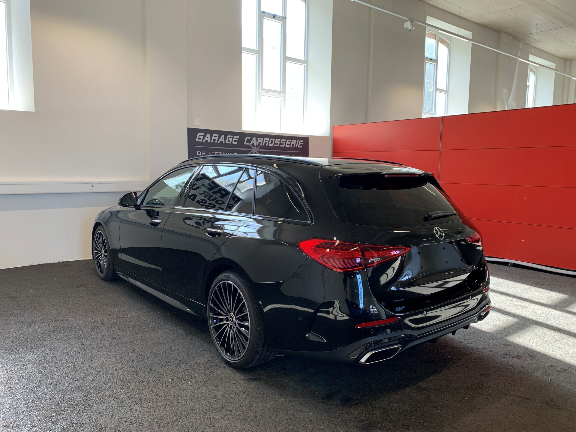 MERCEDES-BENZ C 300 T 4 Matic-image-7
