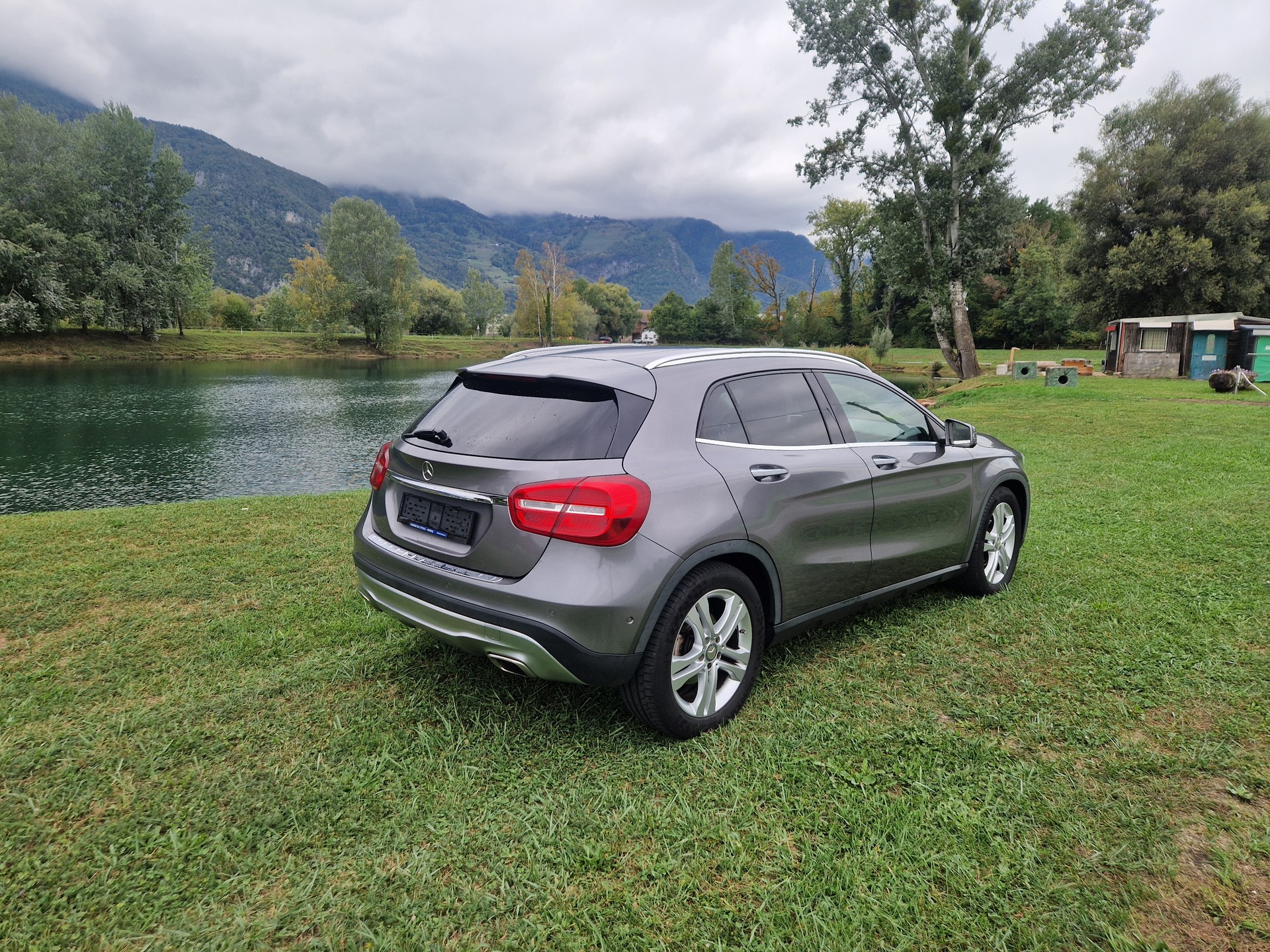 MERCEDES-BENZ GLA 200 CDI 7G-DCT-image-3