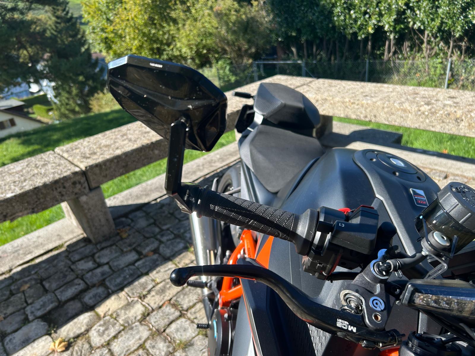 KTM 1390 Super Duke R EVO-image-5