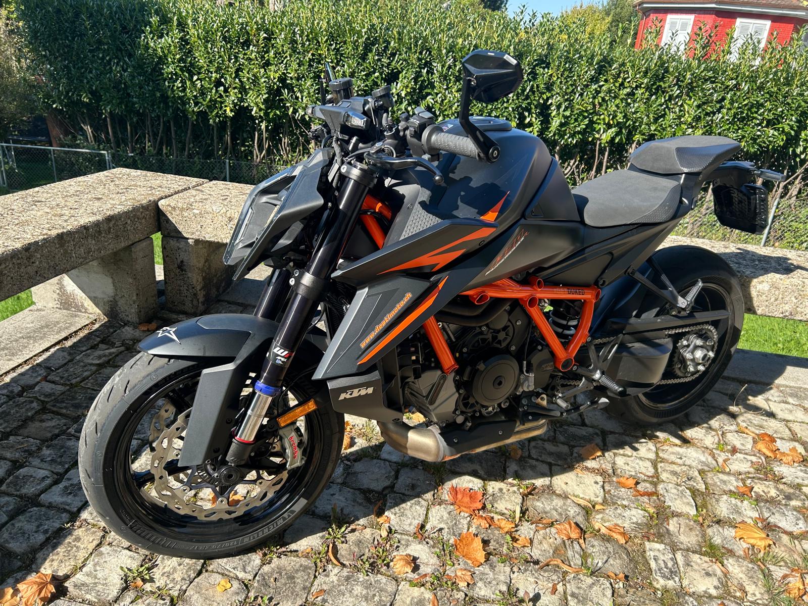 KTM 1390 Super Duke R EVO-image-7