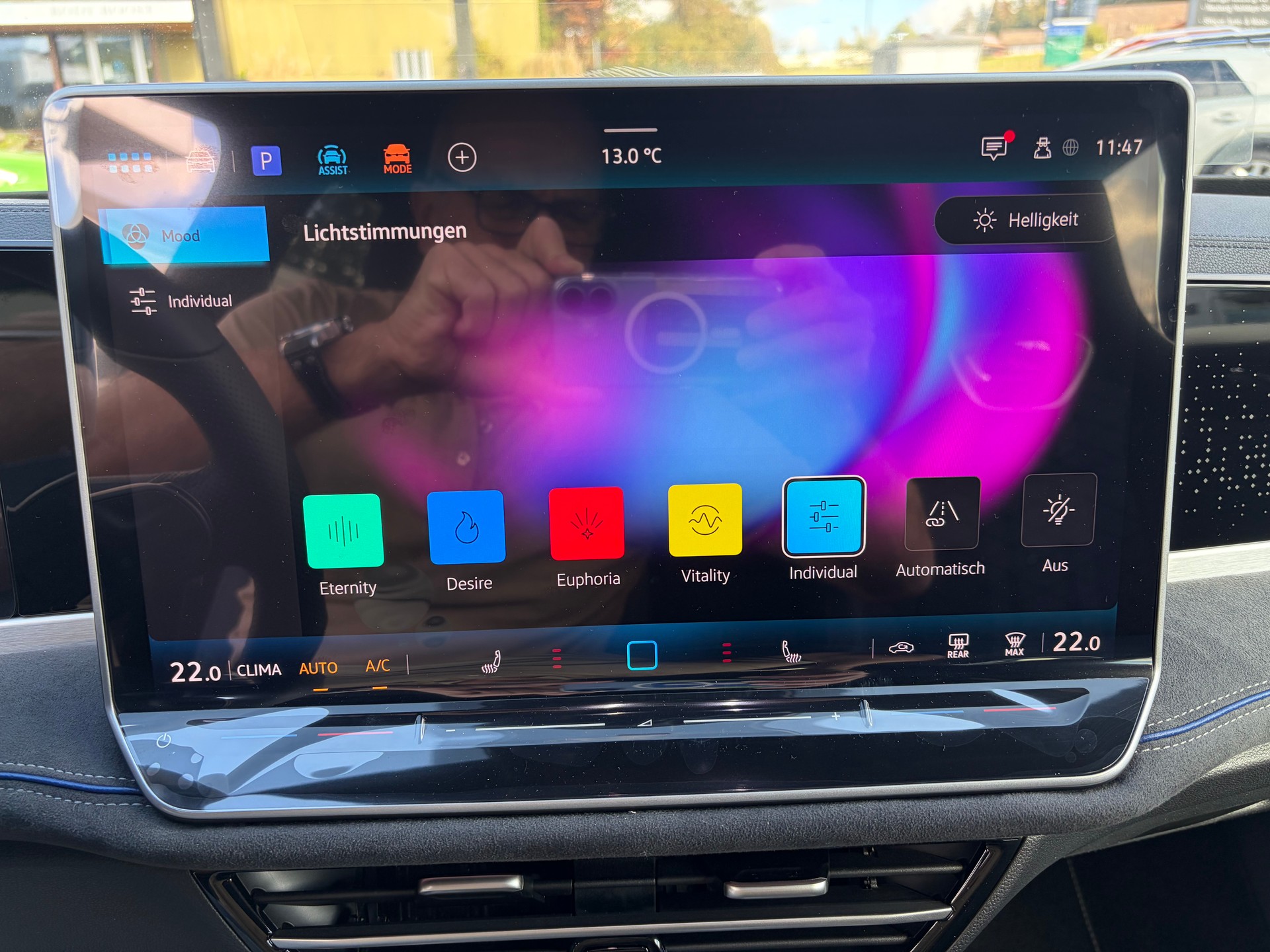 VW Passat Variant 2.0 TSI R-Line 4 Motion DSG-image-23