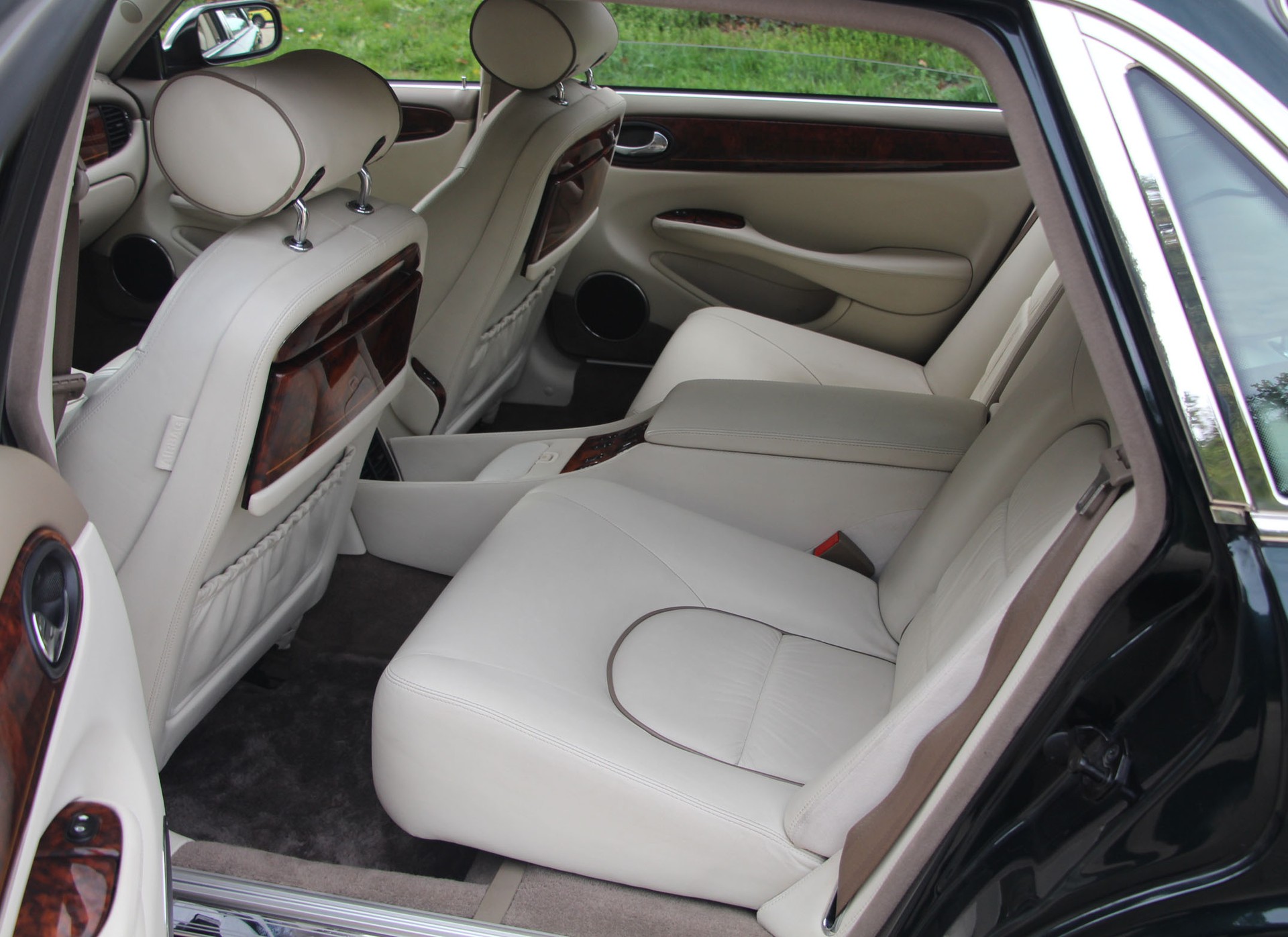 DAIMLER Super V8 4.0 S/C-image-8