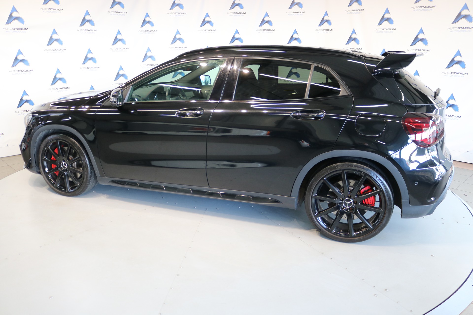 MERCEDES-BENZ GLA 45 AMG Night Edition 4Matic 7G-DCT-image-12