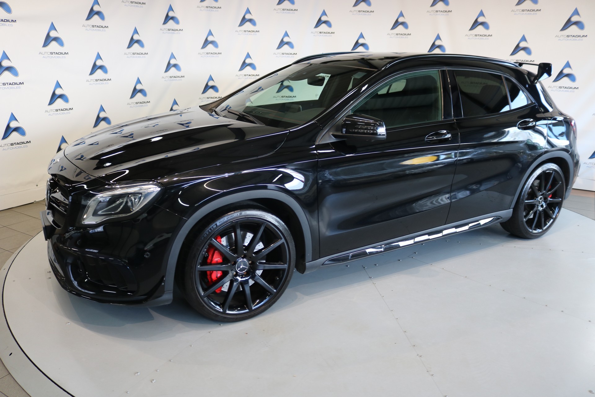 MERCEDES-BENZ GLA 45 AMG Night Edition 4Matic 7G-DCT-image-10