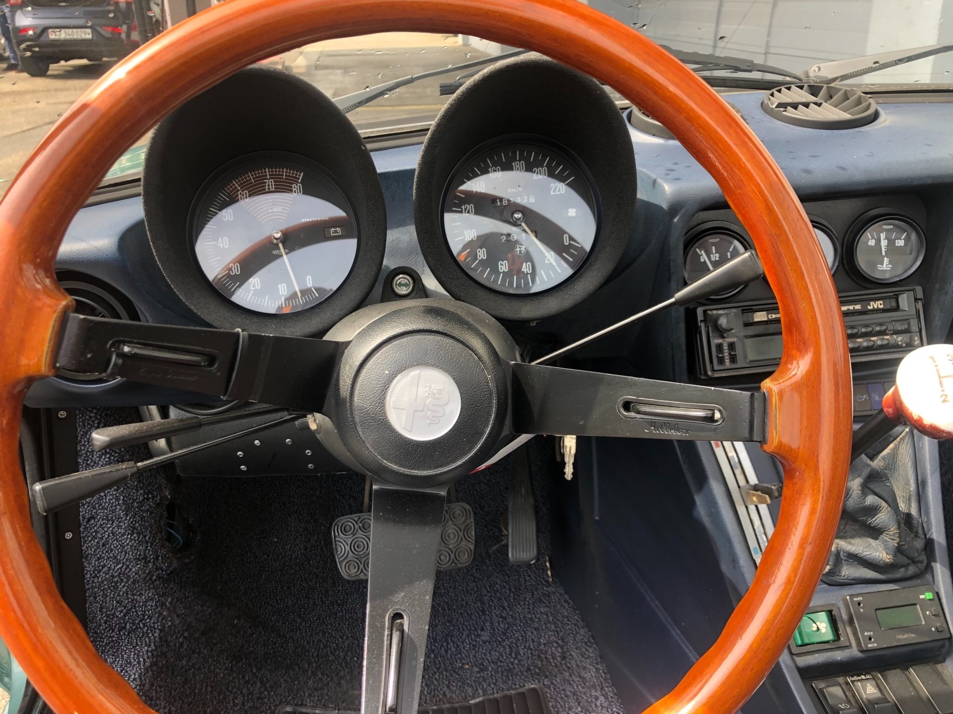 ALFA ROMEO Spider 2.0 (Veloce)-image-12