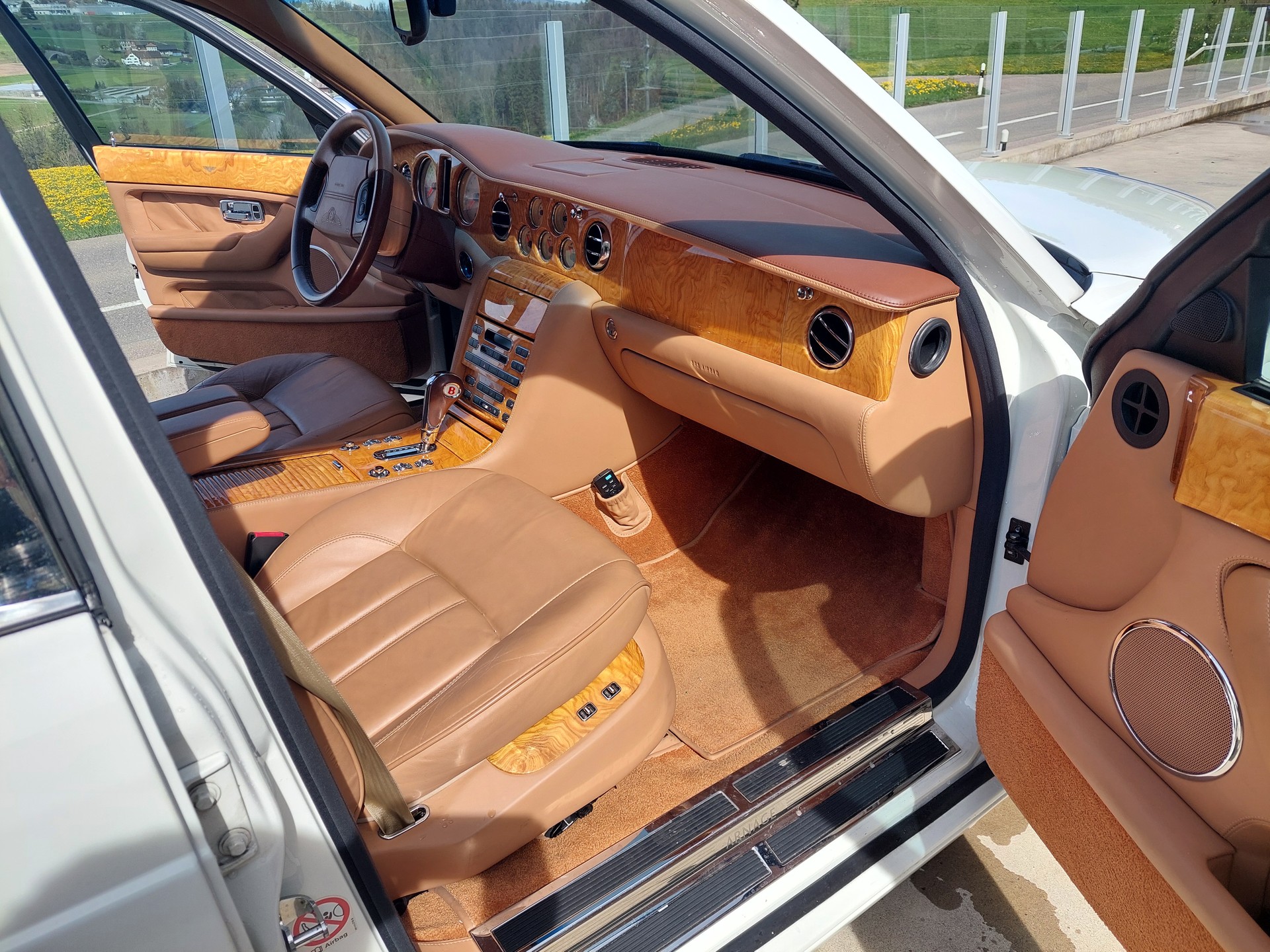 BENTLEY Arnage T-image-6