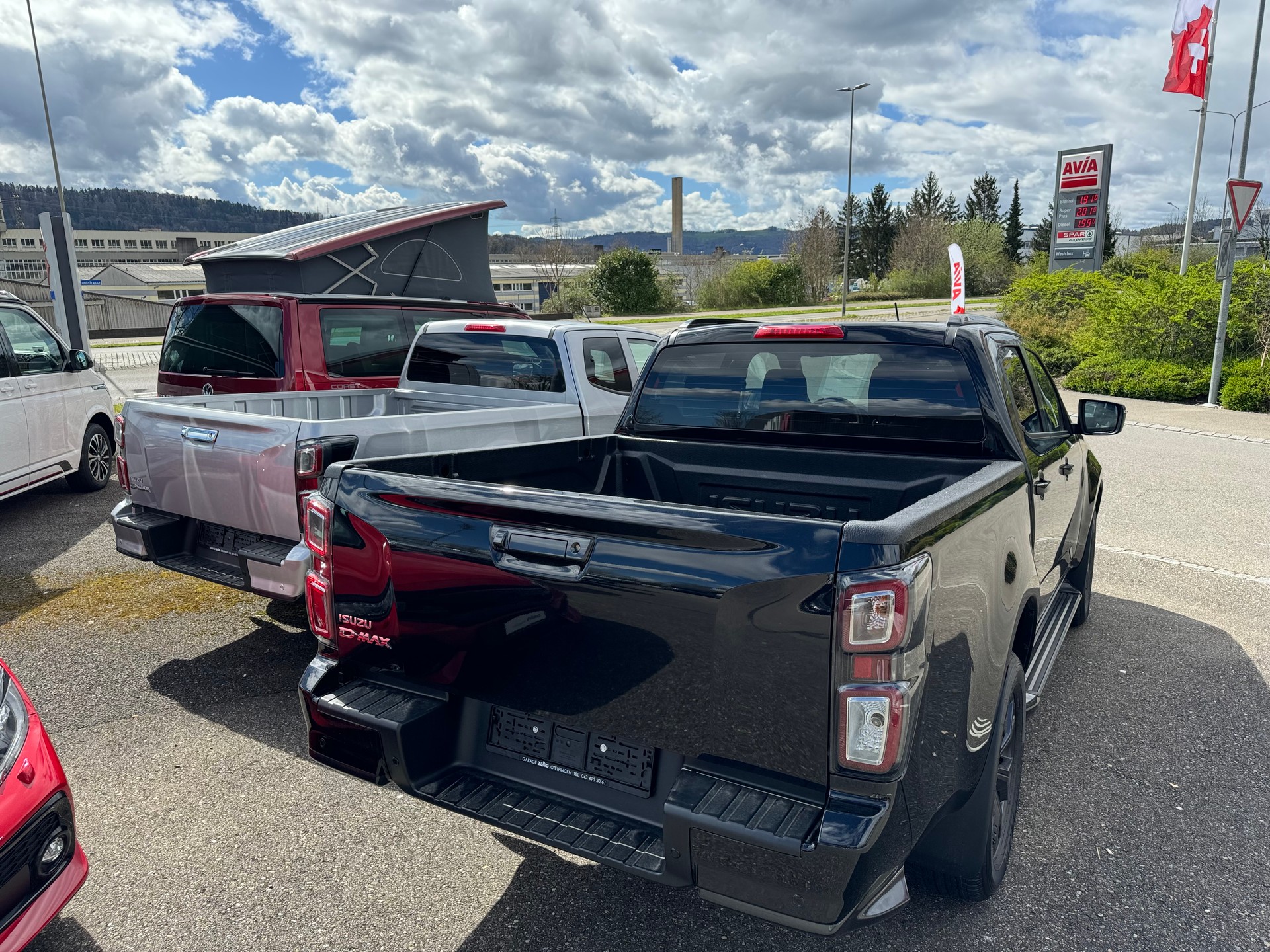 ISUZU D-MAX 1.9 CrewCab N60 Nitro Sport 4x4 Automat 5 JAHRE GARANTIEBei Garage Zöllig Finanzierung OHNE Zins möglich-image-24
