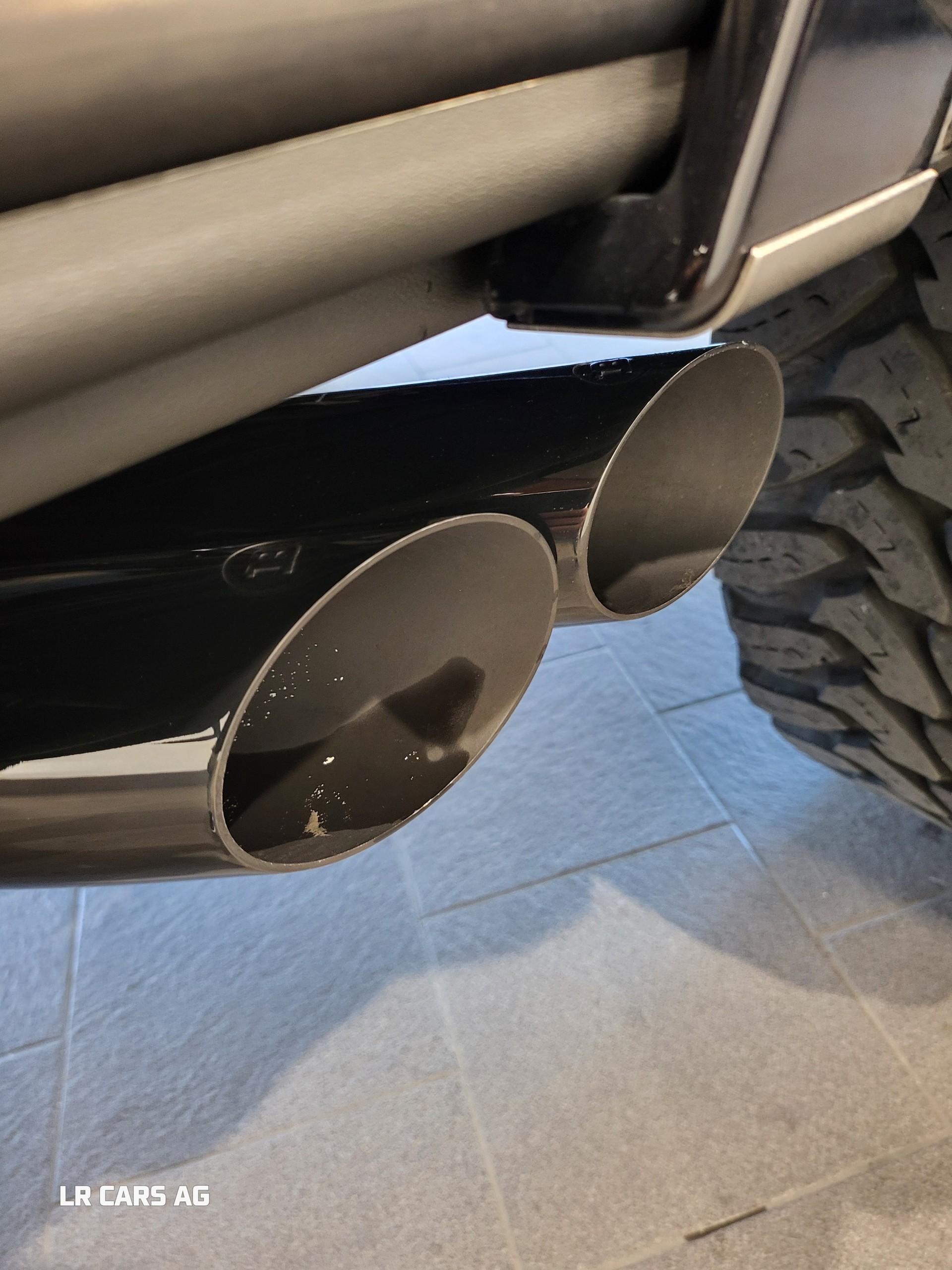 MERCEDES-BENZ G500 4x4² BRABUS-image-10