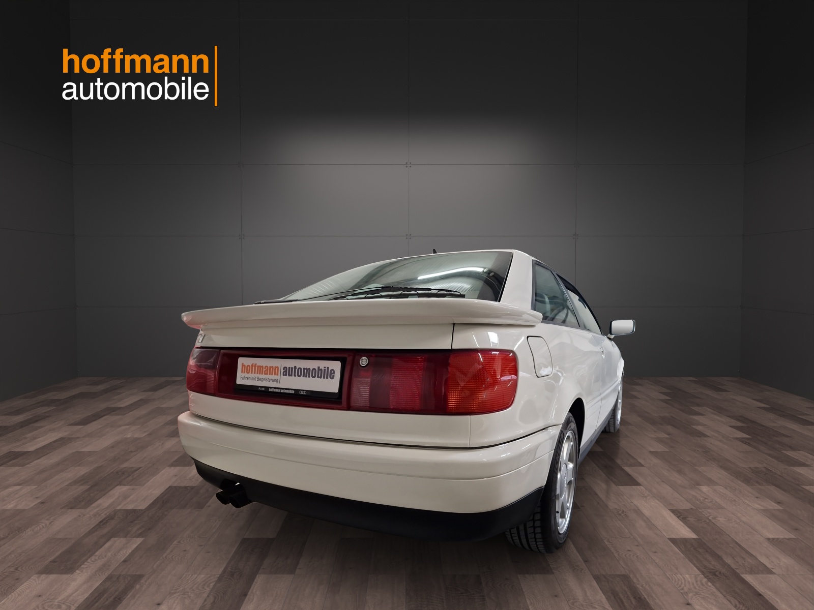 AUDI Coupé S2 quattro Turbo-showroom-element-3