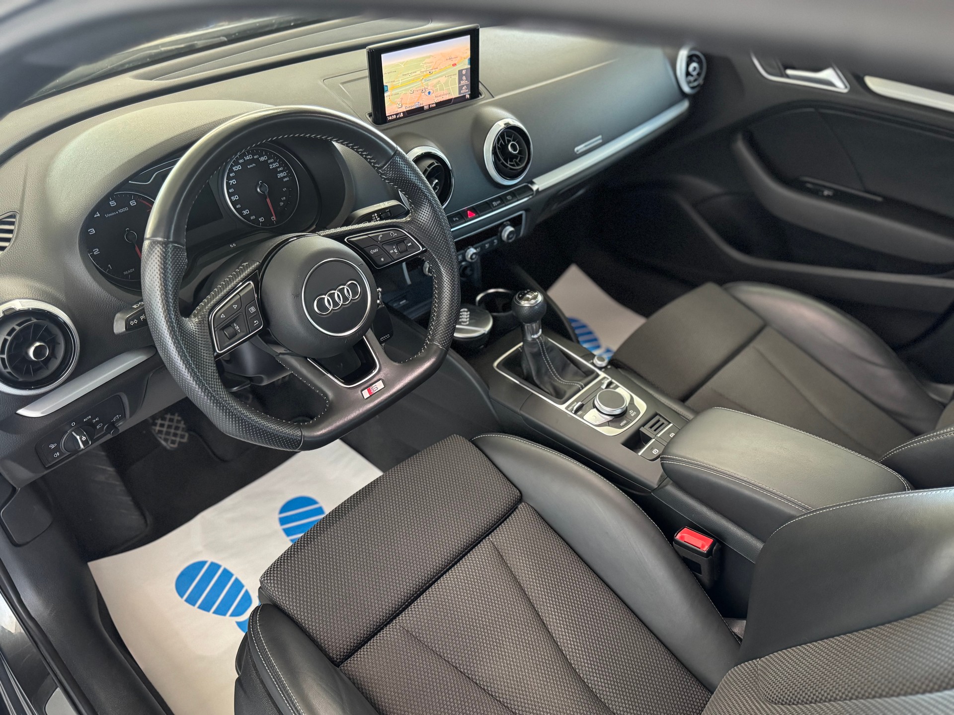 AUDI A3 Sportback 35 TFSI Sport-image-11