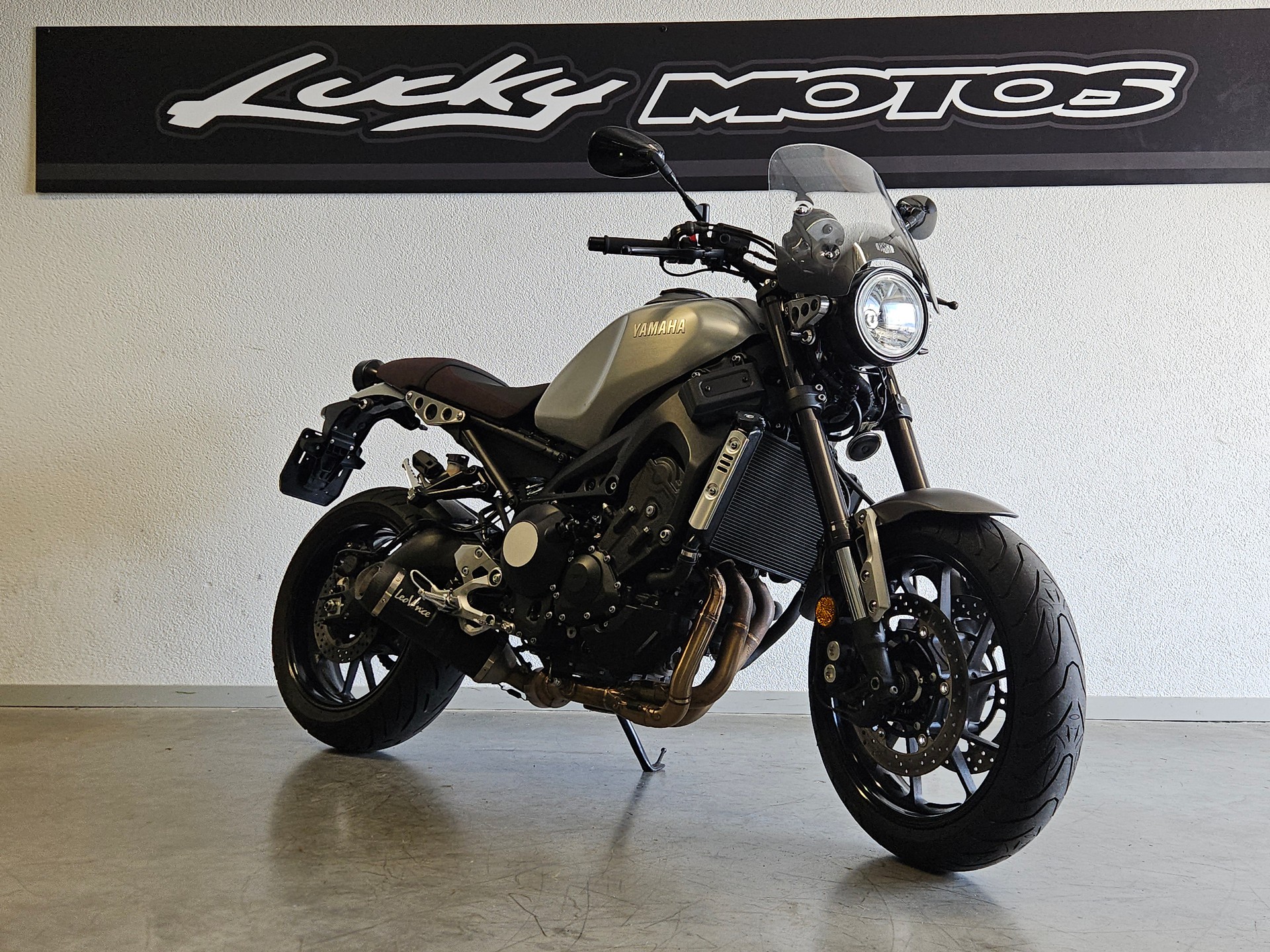 YAMAHA XSR 900