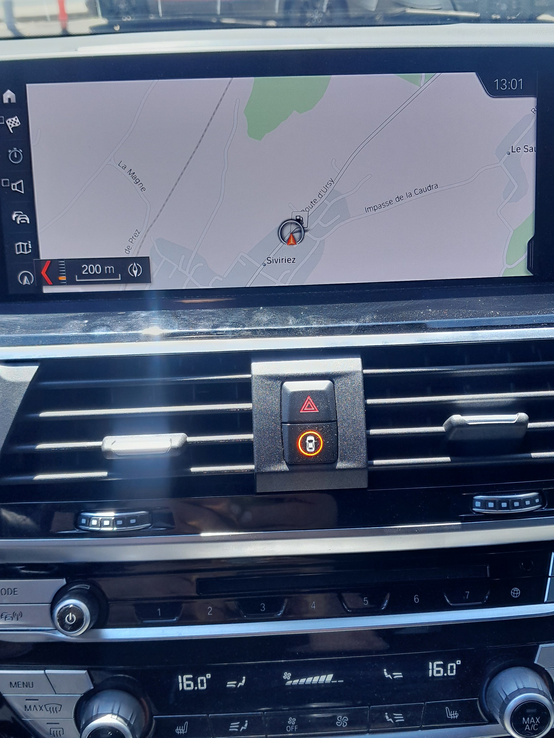 BMW X3 xDrive 20i Steptronic-image-6