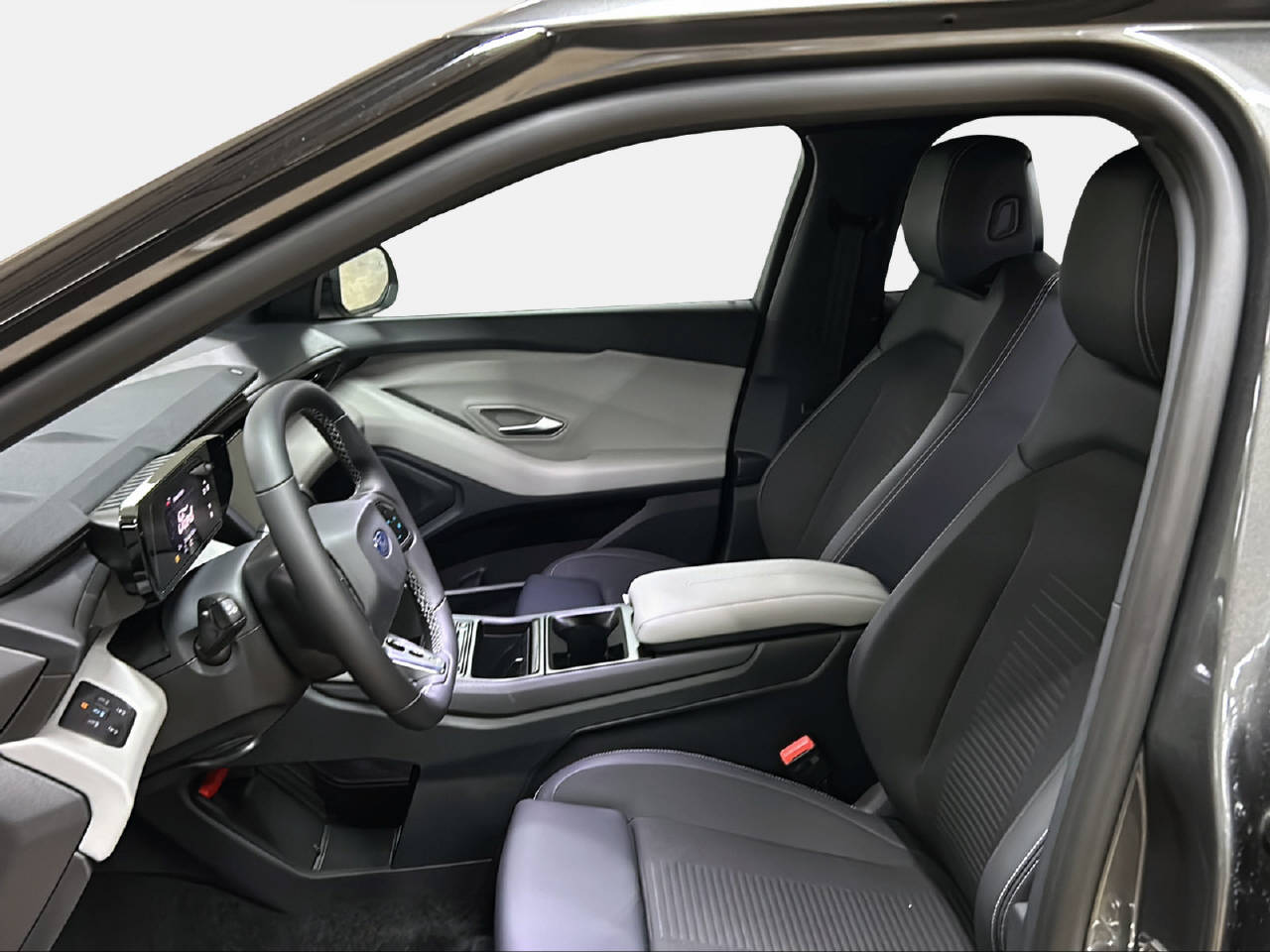 FORD Capri Extended Range Premium-image-12