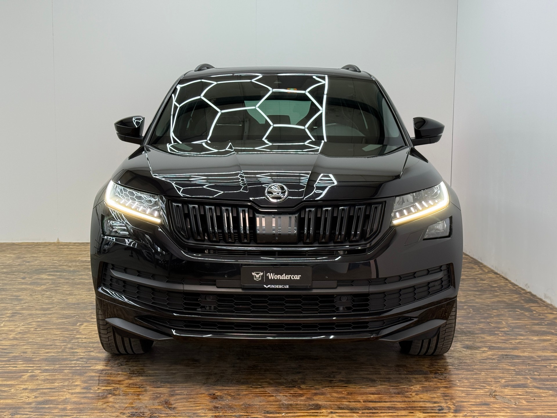 SKODA Kodiaq 2.0 TDI CR Sport Line 4x4 DSG-showroom-element-2